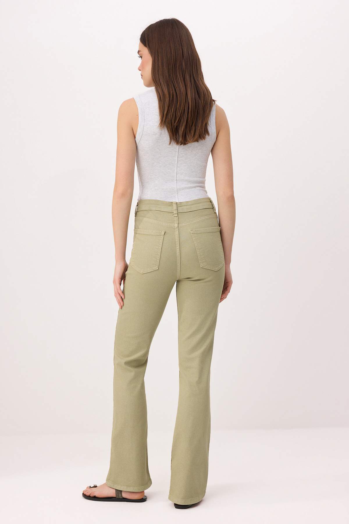 Trendyolmilla  Mint Yüksek Bel Ekstra Esnek Flare İspanyol Paça Jeans TWOSS26JE00174 - Görsel 4