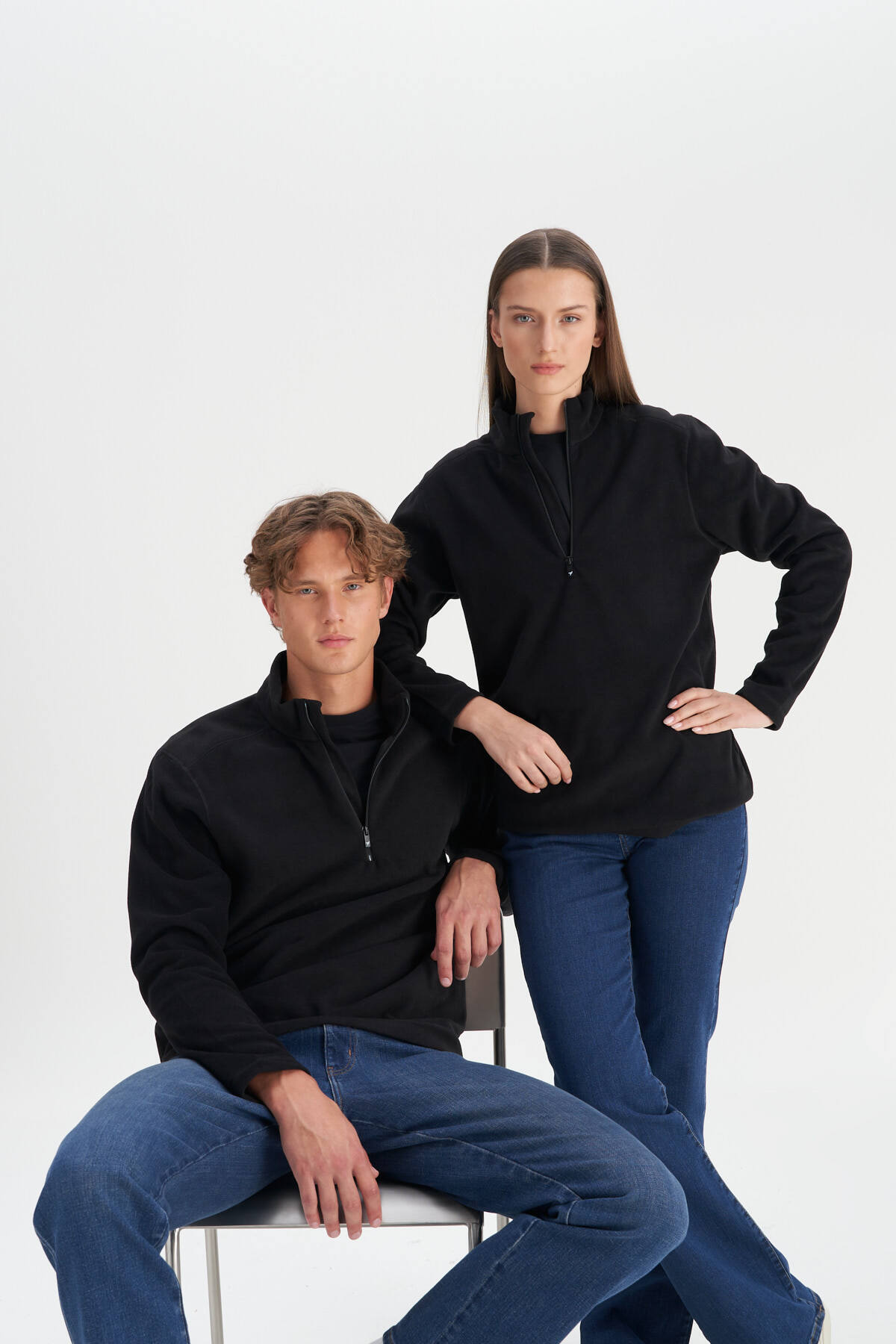 AC&Co / Altınyıldız Classics  Erkek Siyah Anti-pilling Tüylenme Yapmayan Standart Fit Dik Yaka Soğuk Geçirmez Polar Sweatshirt - Görsel 4