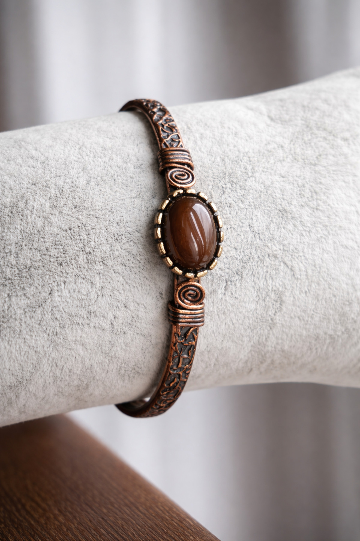 Tiger Eye Natural Stone Copper Bracelet – Handcrafted, Elegance and Energy Together!