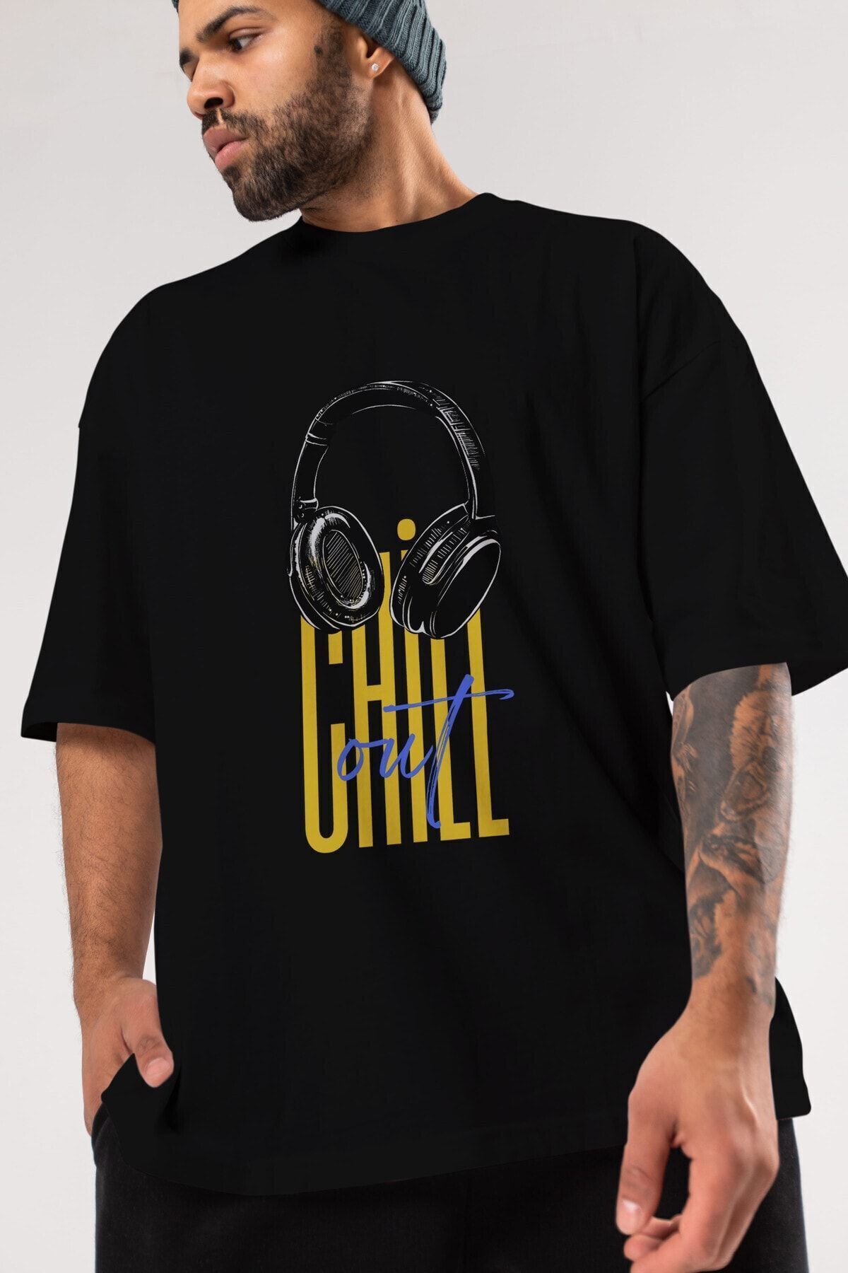Chill Out Printed Front Printed Black Oversize T-shirt Unisex Men Women Crew Neck