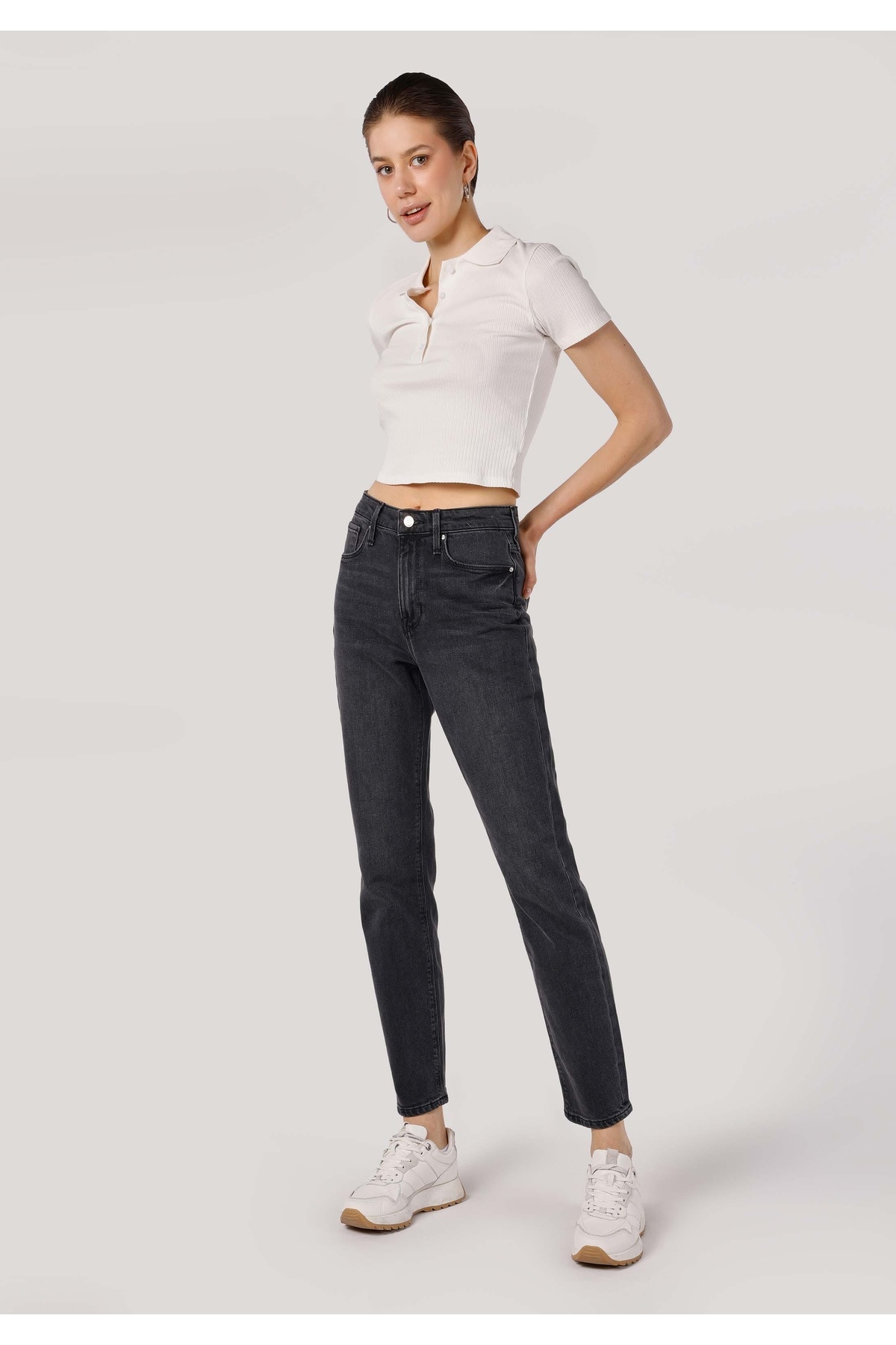 Slim Fit Yüksek Bel Daralan Paça Kadın Denim Jean Pantolon