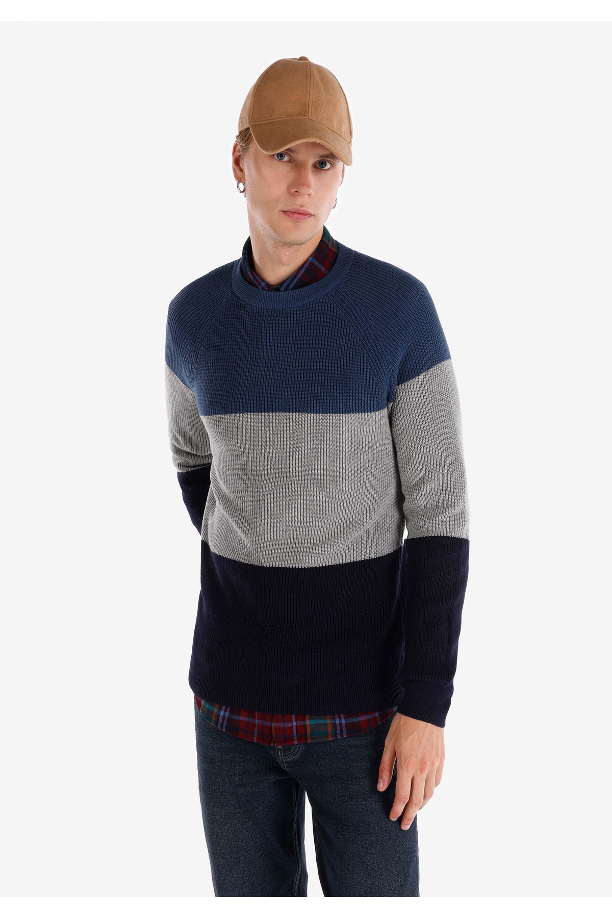 Colin's Regular Fit Yuvarlak Yaka Jakarlı Erkek Lacivert Kazak — خاکی .CL1066283_Q1.V2_NAV