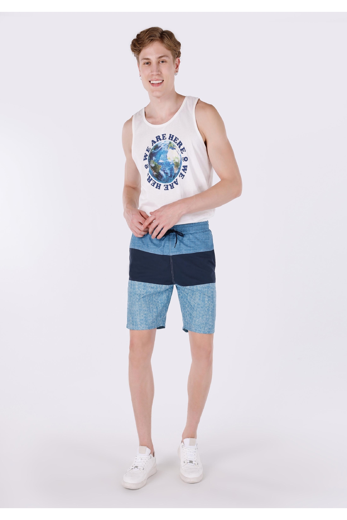 Colin’s Slim Fit Mid Waist Printed Blue Men's Swim Shorts