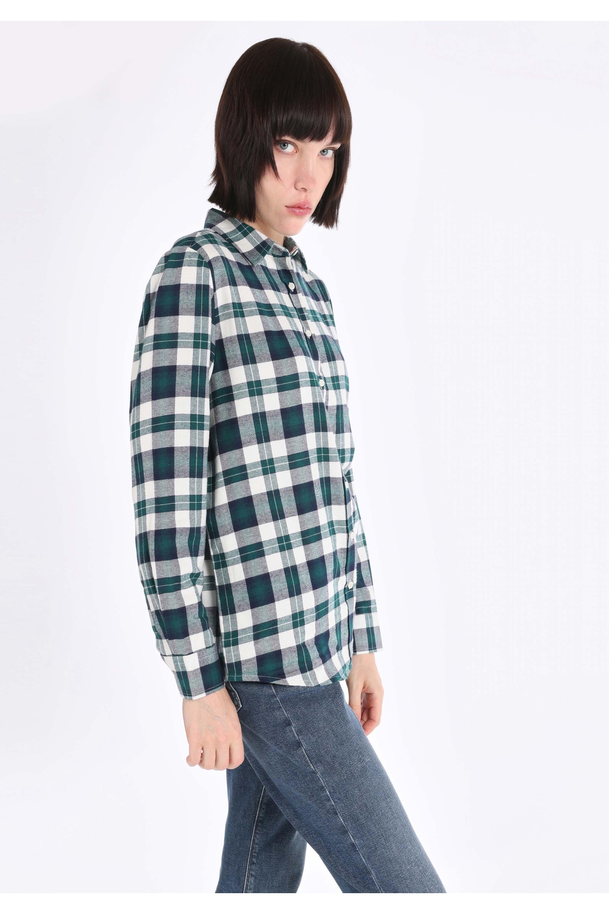 Regular Fit Cepsiz Shirt Neck Ekoseli Kadın Yeşil Uzun Kol Gömlek