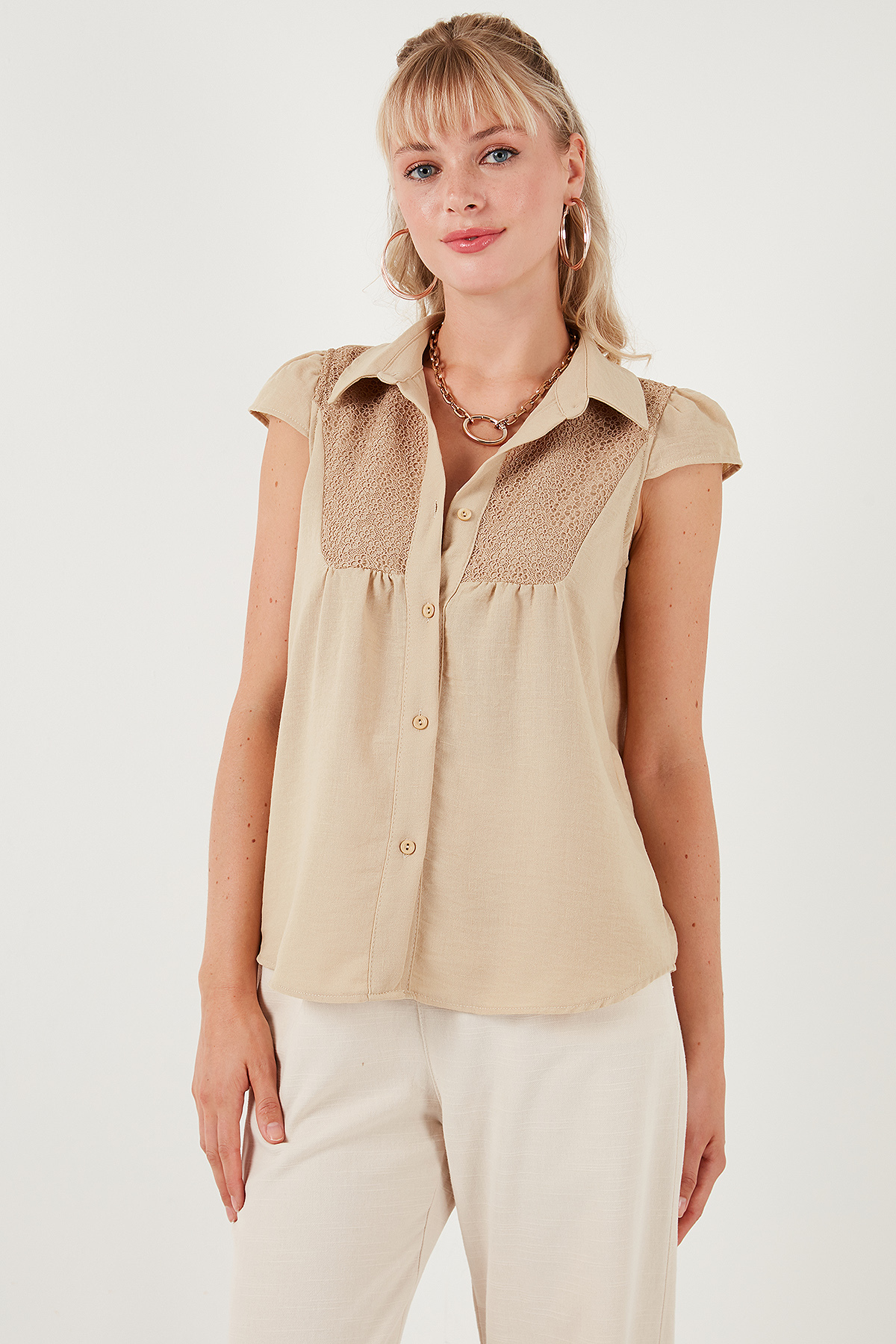 Lela  Dantel Detaylı Kısa Kollu Regular Fit Gömlek GÖMLEK 611GO0215 - Görsel 3