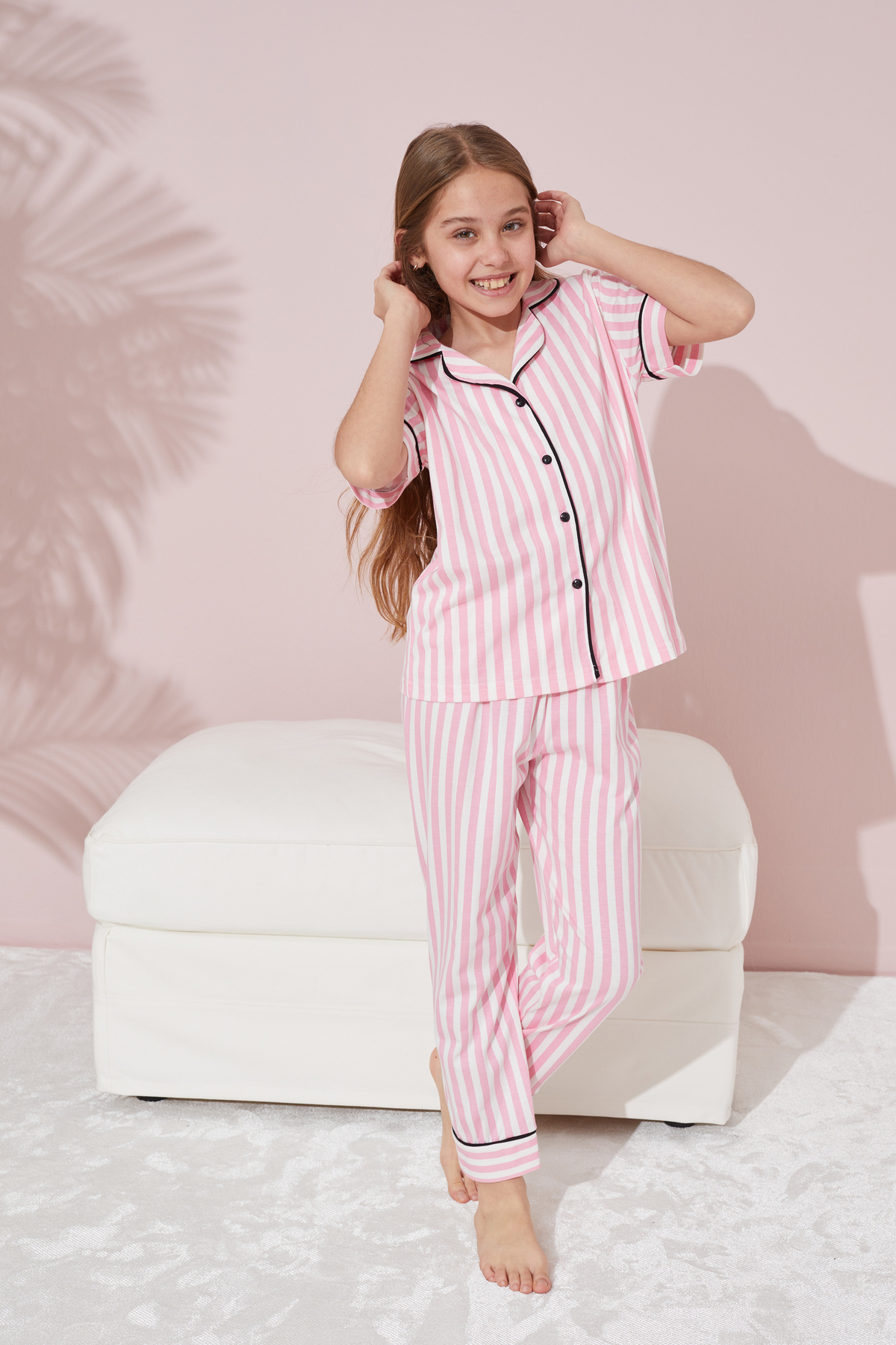 Siyah İnci Pembe Beyaz Çizgili Düğmeli Biyeli Örme Pijama Takım fotoğrafı 3 (önizleme)