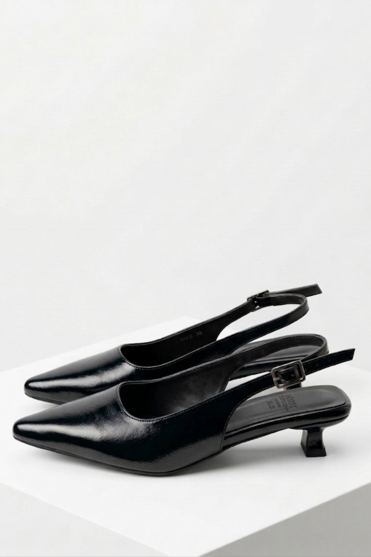 BonuStep  Kitten Kadın Siyah Rugan Sivri Burun Stiletto Kısa Topuklu Ayakkabı 4 cm - Görsel 3