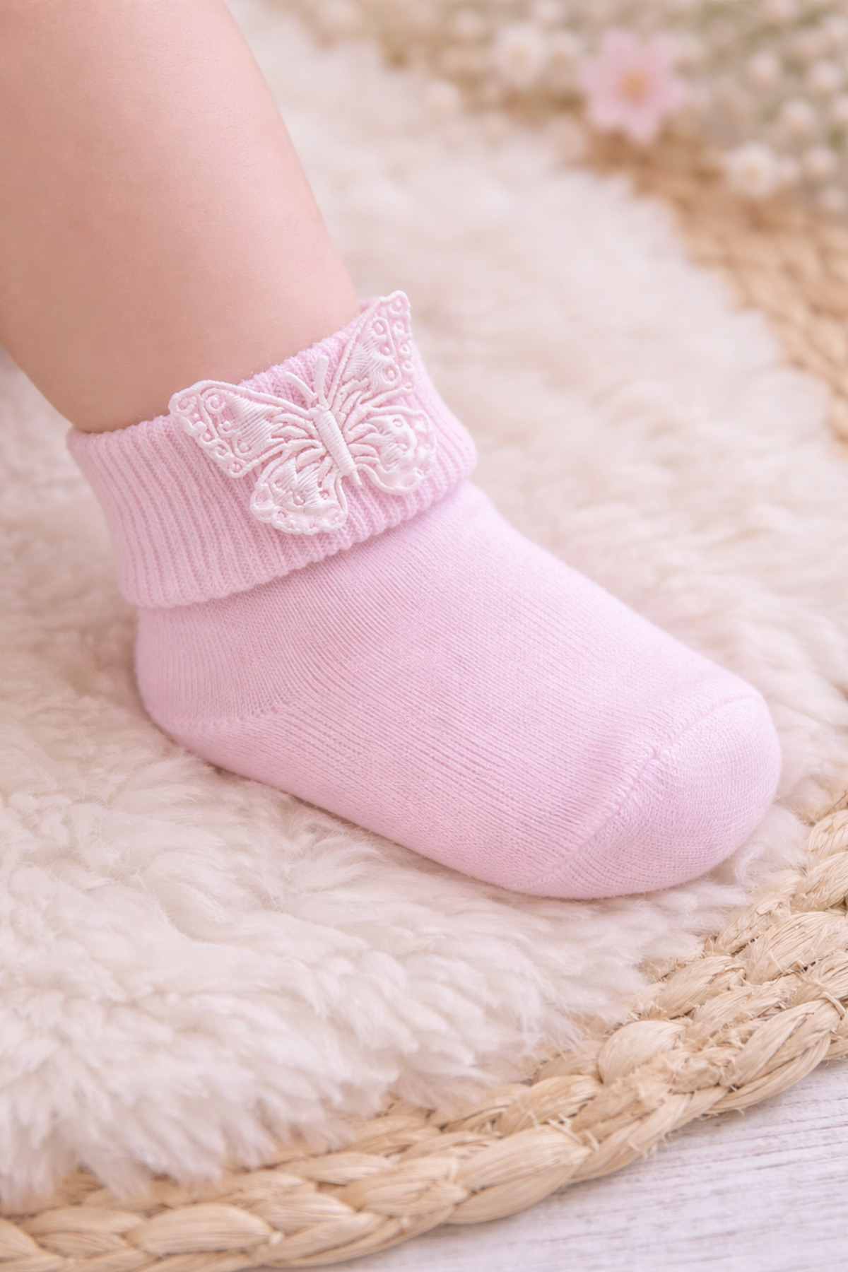 Akface 5 Çift 3 Renkli Kelebek Fiyonklu Kutulu Hediyelik Yenidoğan ve Bebek Çorabı fotoğrafı 3 (önizleme)