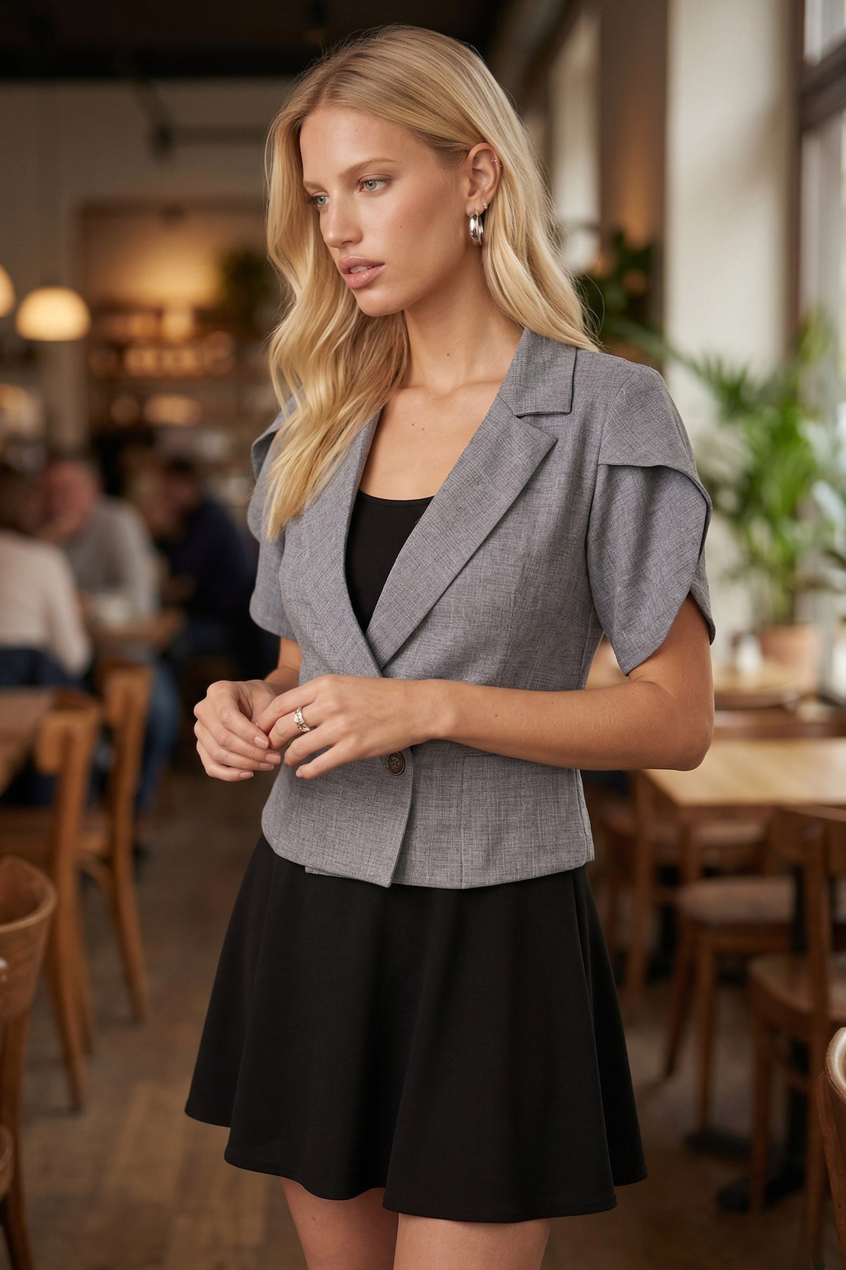 armonika  Kadın Koyu Gri Kolu Yırtmaç Detaylı Crop Kısa Kol Ceket ARM-24Y001048 - Görsel 2