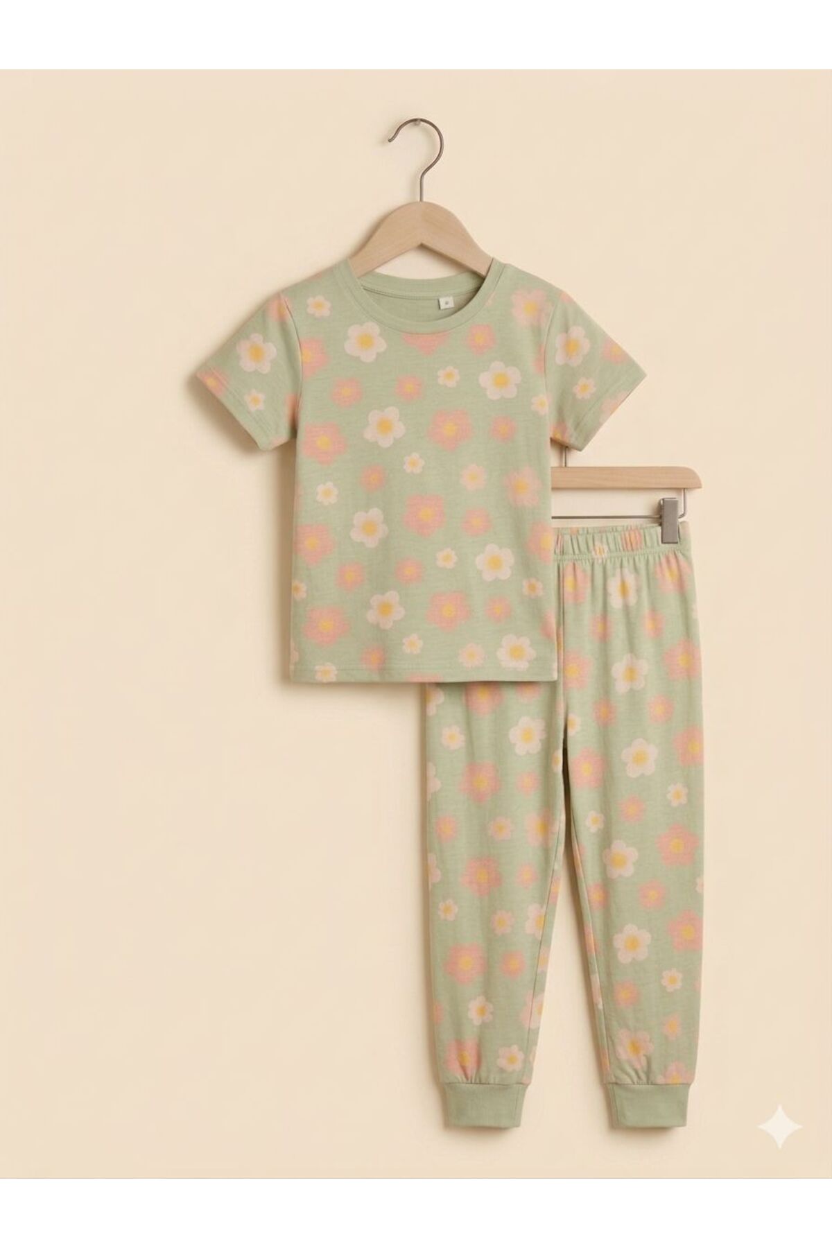 SERRASTIL Kız Çocuk Papatya Desenli %100 Pamuk Süprem Kumaş Kısa Kollu Pijama Takımı fotoğrafı 3 (önizleme)