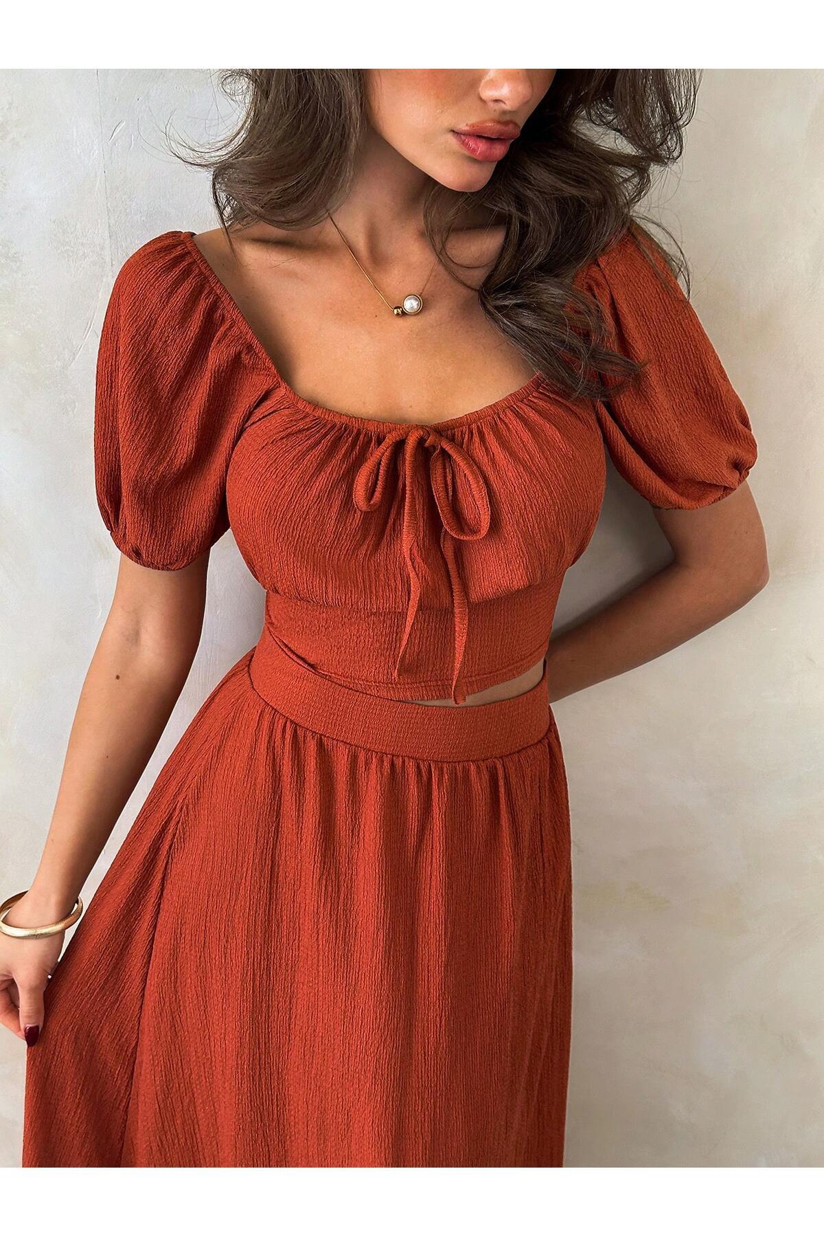 VHTMODA  Kadın TURUNCU Renkli DÜZ Desenli Kare Yaka Yırtmaçlı Premium Midi Elbise