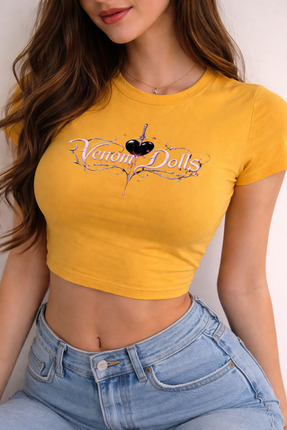 dompulerimoda Venom Dolls Baskılı Sarı Crop