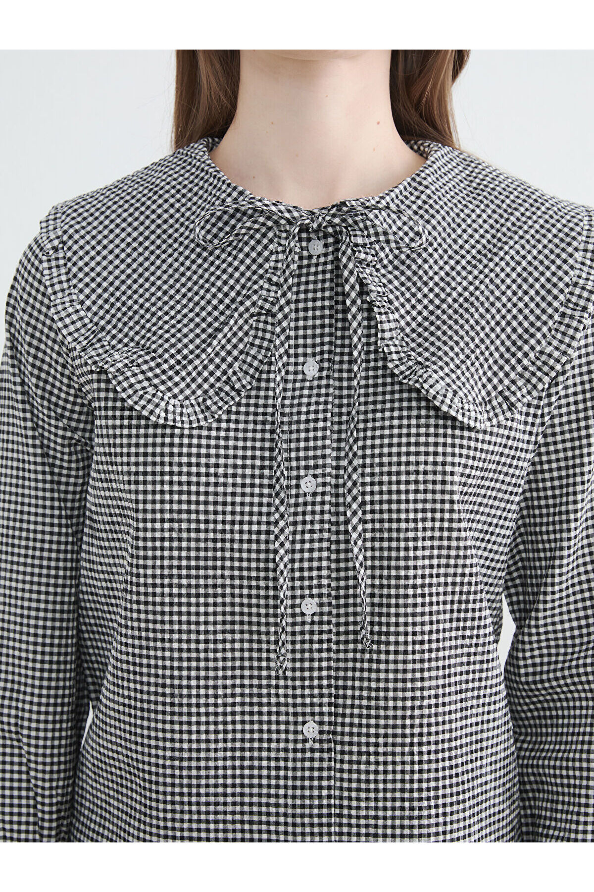 LC Waikiki Freezen Store'dan I Bebe Roba Yaka Kareli İşlemeli Kadın Gömlek fotoğrafı 6 (önizleme)