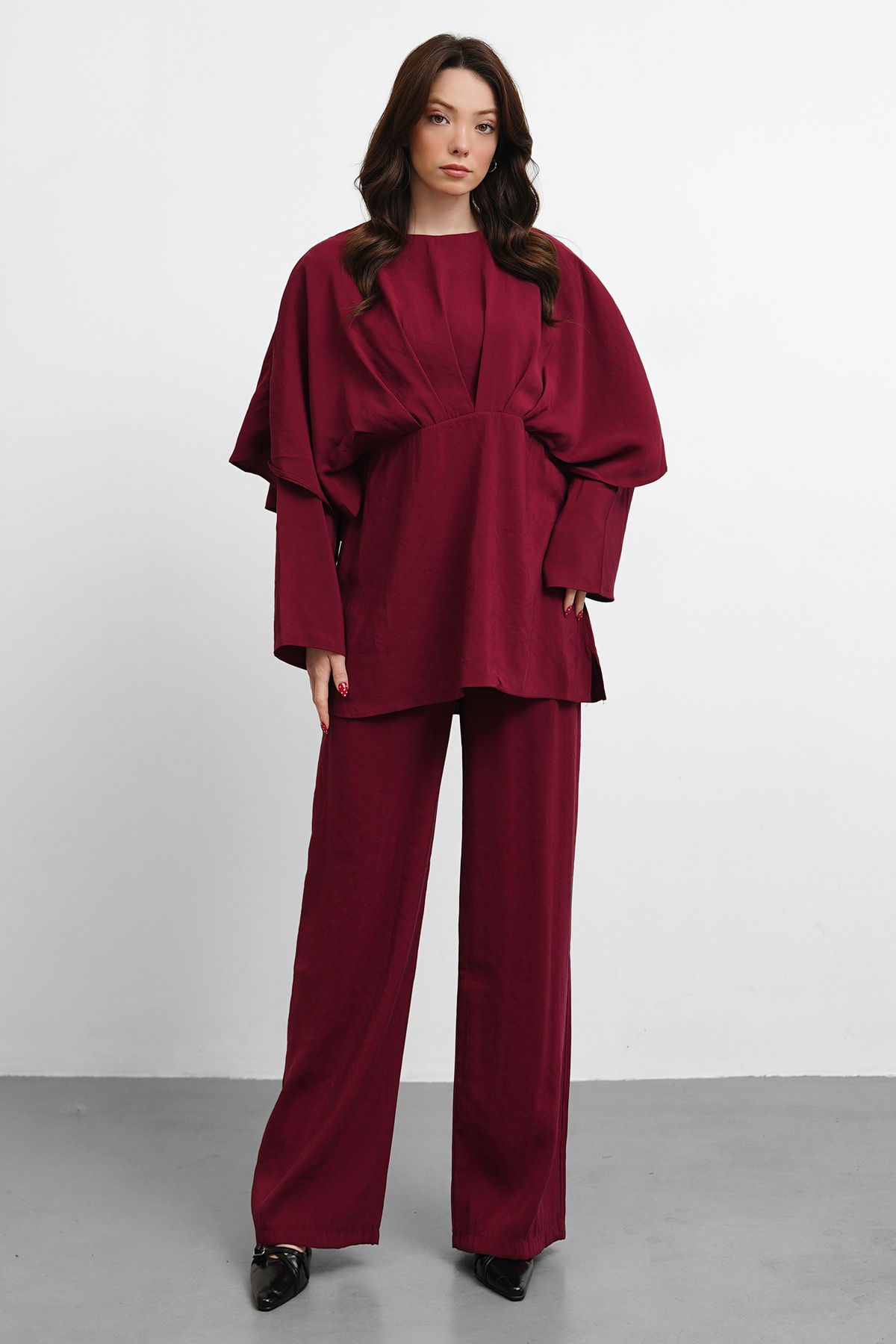 Molly Nelly Women's Pleated Blouse Pants Seasonal Suit