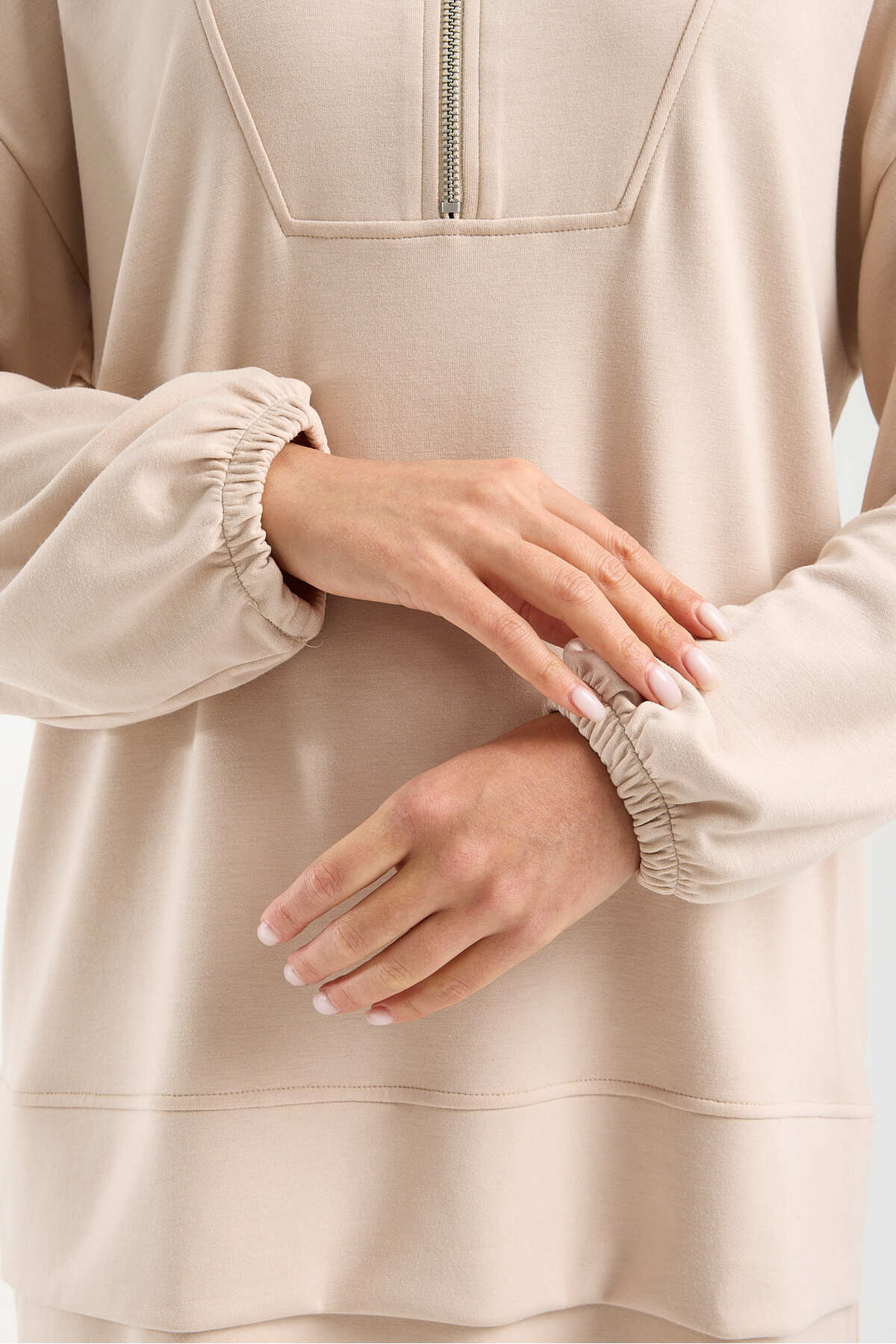 Kadın Premium Modal Kumaş İkili Takım – Rahat Kesim Tunik ve Pantolon - Bej