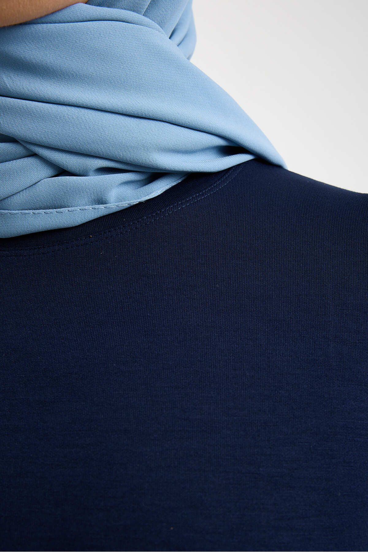 Kadın Premium Modal Kumaş Basic Tunik Takım – Rahat Kesim İkili Tesettür Takım - Lacivert