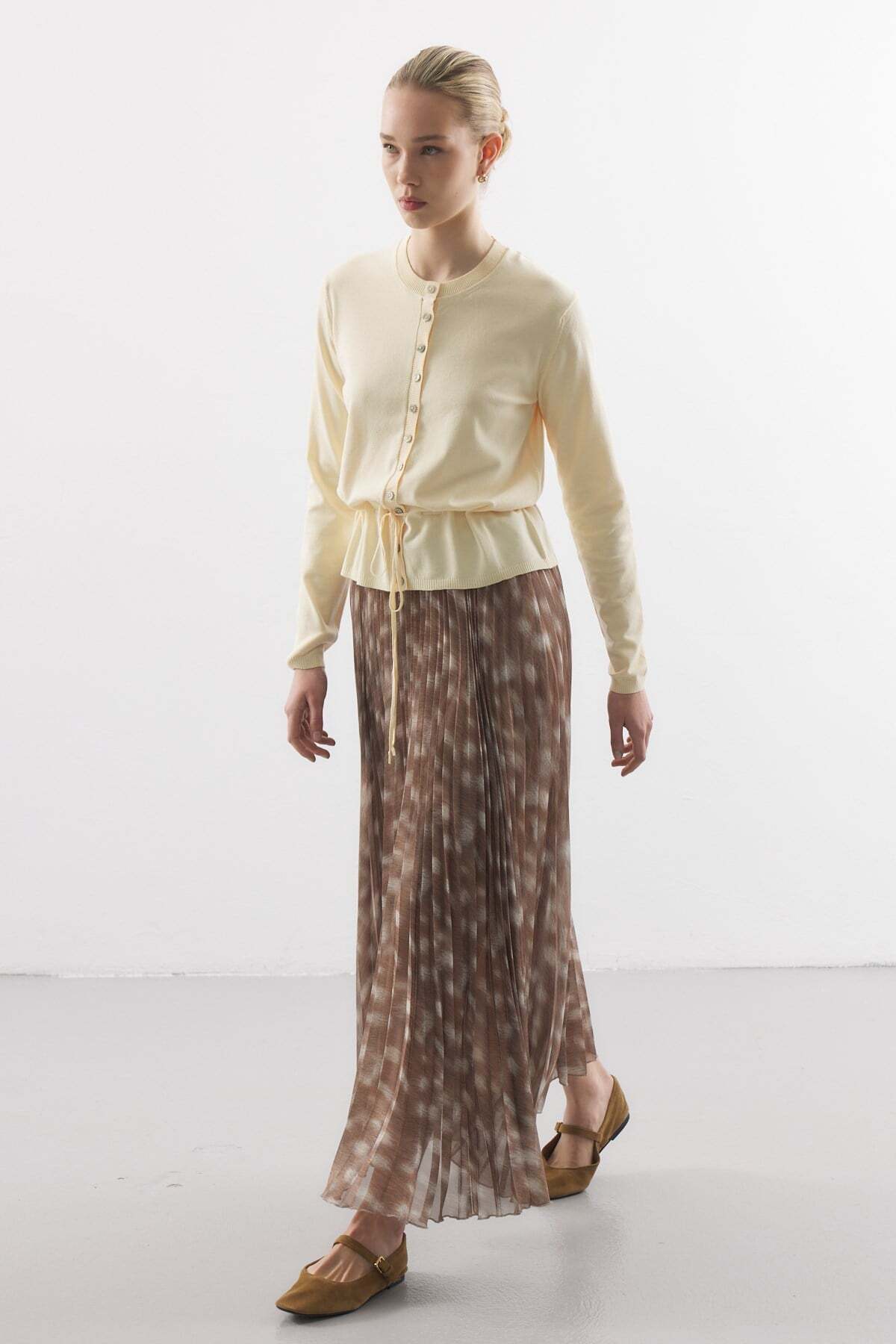 Zeyyen  BEL İPLİ MERSERİZE TRİKO HIRKA SARI - Görsel 6