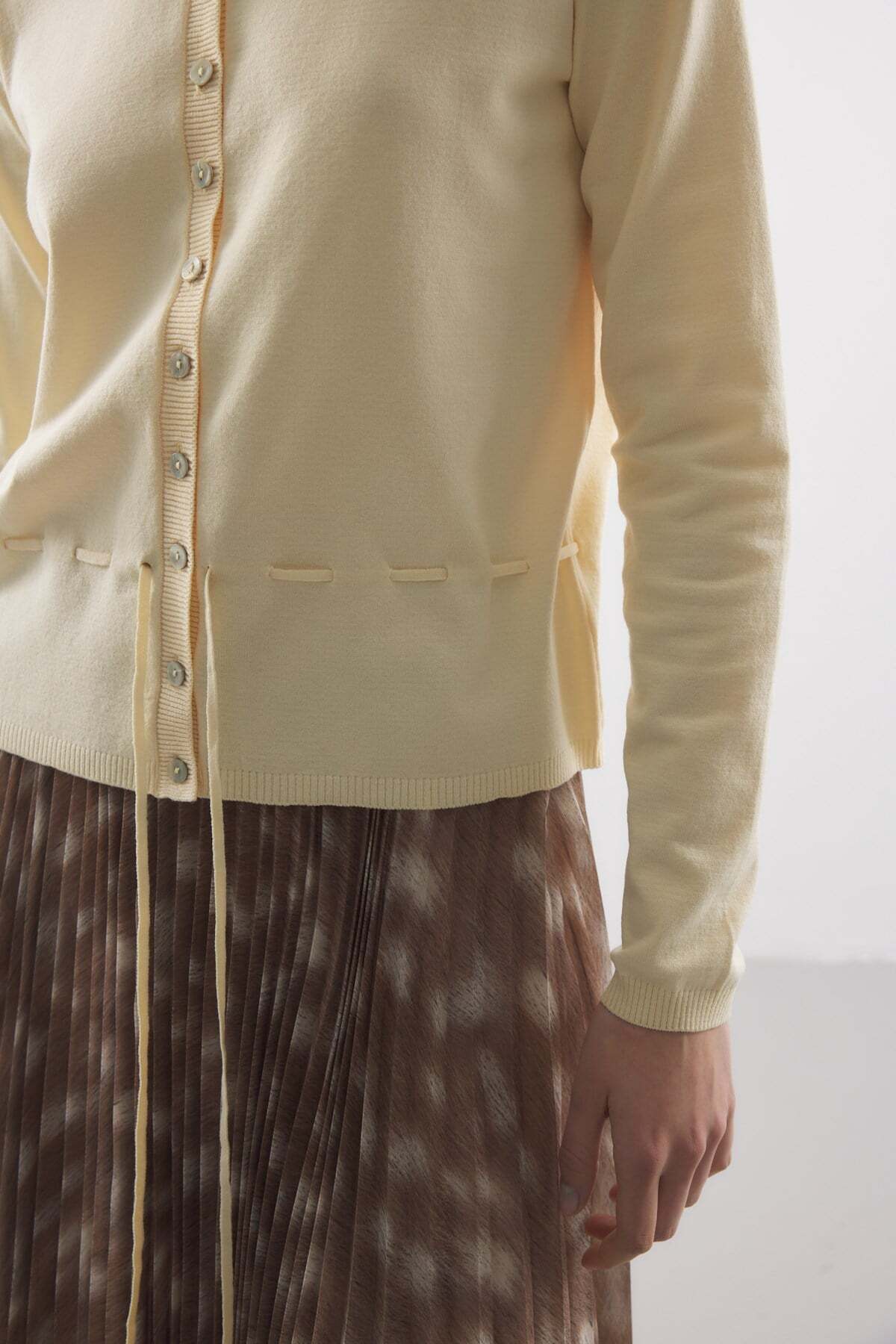 Zeyyen  BEL İPLİ MERSERİZE TRİKO HIRKA SARI