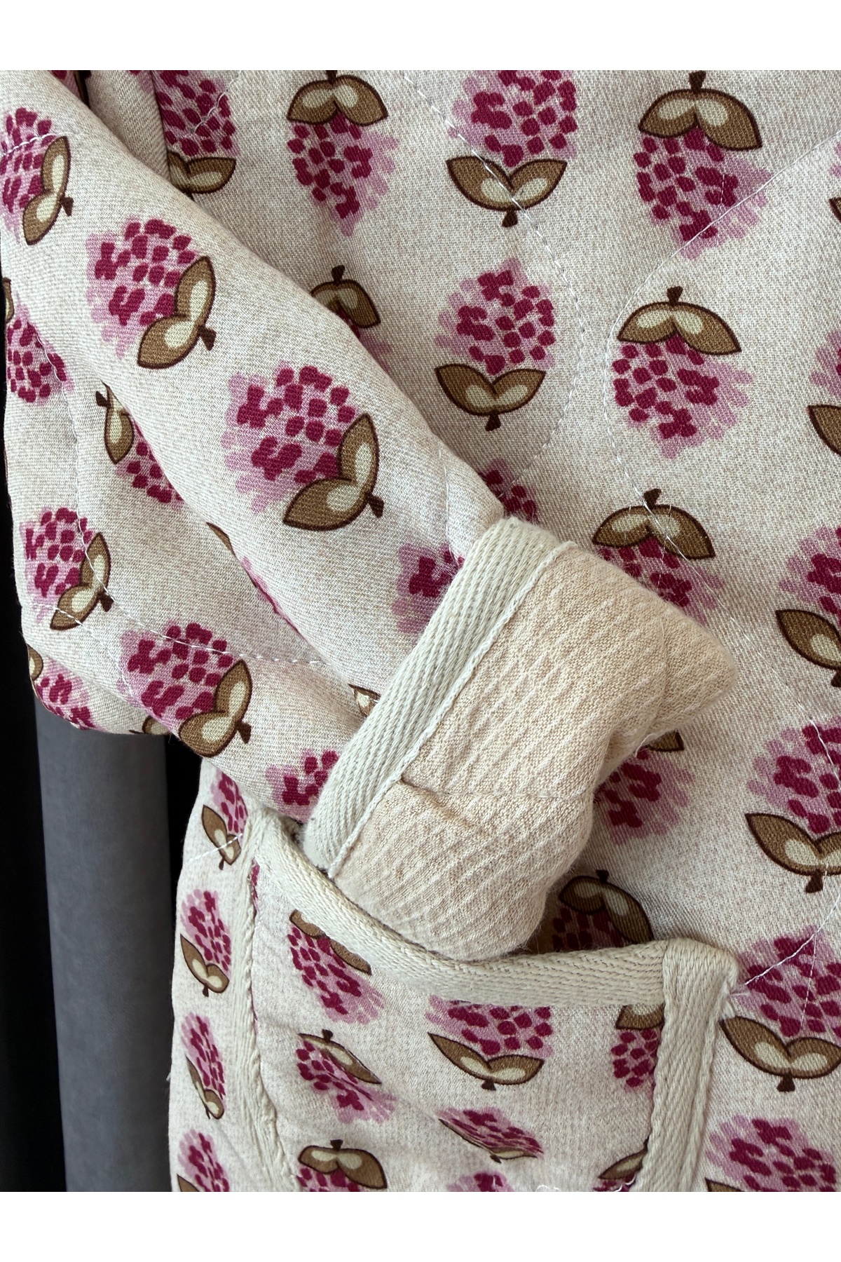 Baby Aden BabyAden çiçek desenli çift cepli önden düğmeli mevsimlik kapitone kız bebek çocuk ceket fotoğrafı 3 (önizleme)
