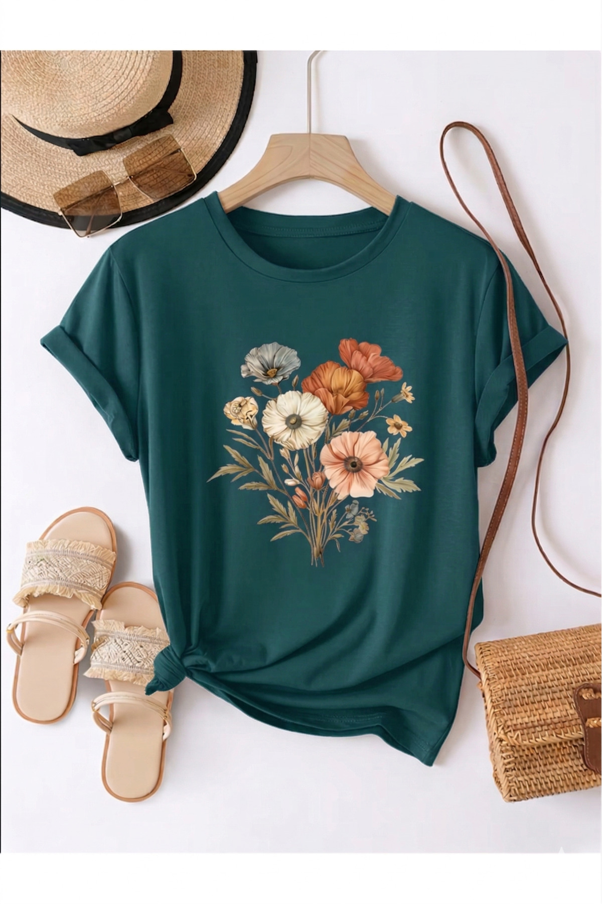 Trend Sizde Unisex zelena majica sa pastelnim cvetnim printom i okruglim izrezom