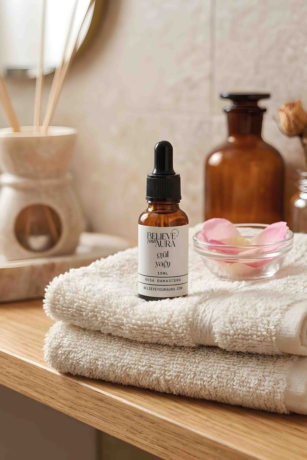 Gül Yağı - %100 Saf ve Doğal Nemlendirici Cilt Yenileyici Canlandırıcı Bakım Yağı - 10 ml — ATYGUL — تصویر 5 از 6