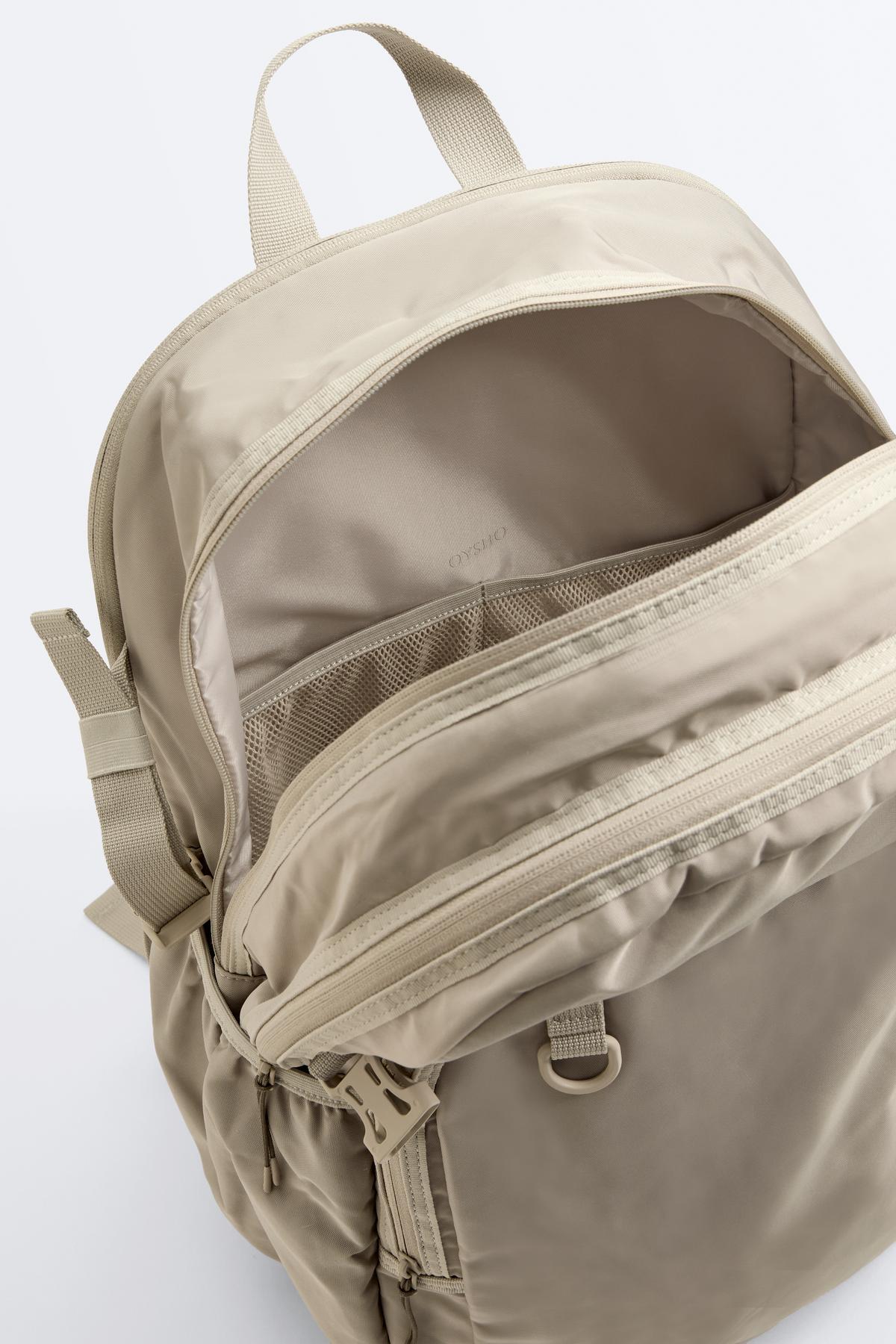 Oysho Teknik maxi sırt çantası fotoğrafı 3 (önizleme)