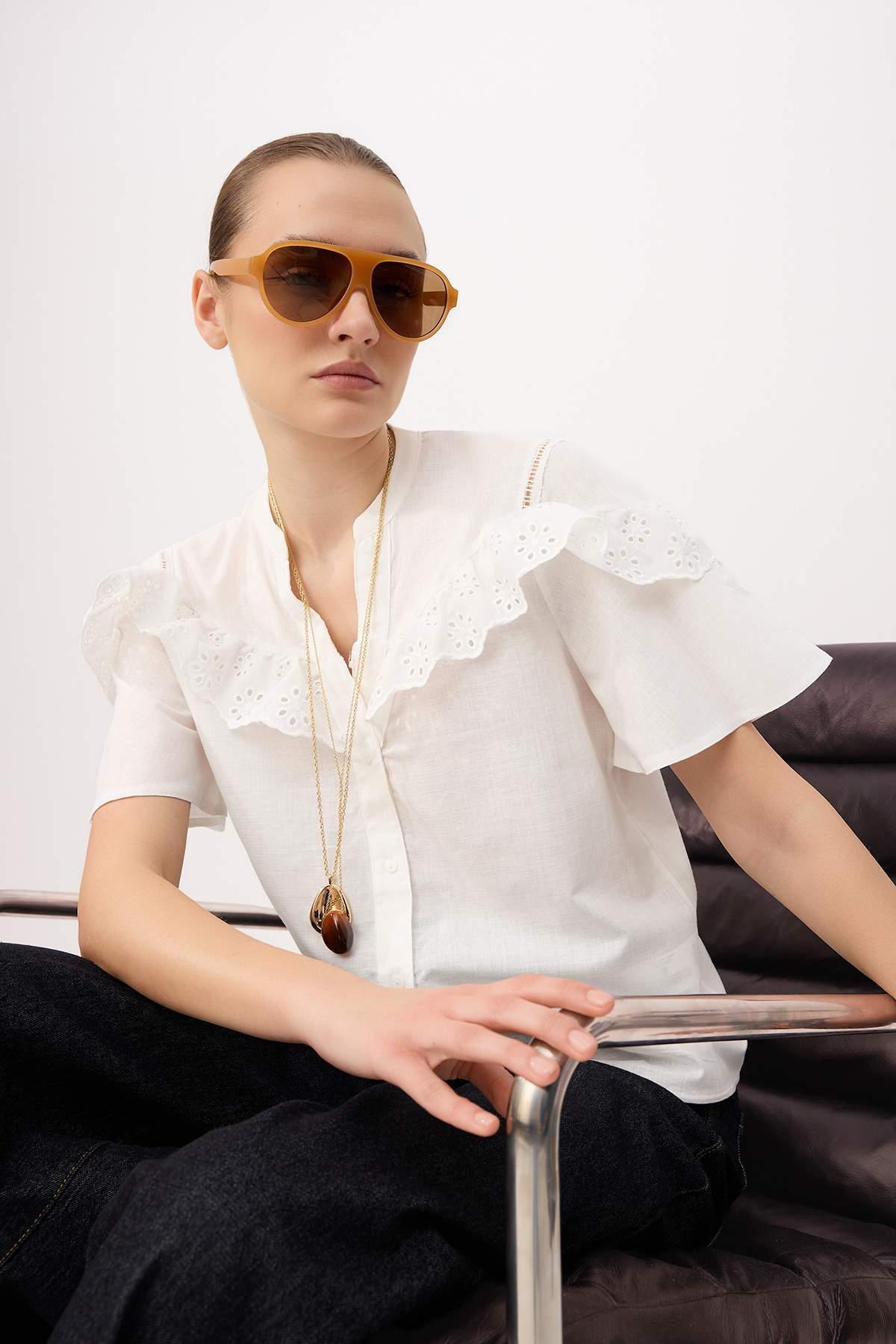 Trendyolmilla  Beyaz Dantel Garnili Pamuklu Gömlek TWOSS26GO00083 - Görsel 2