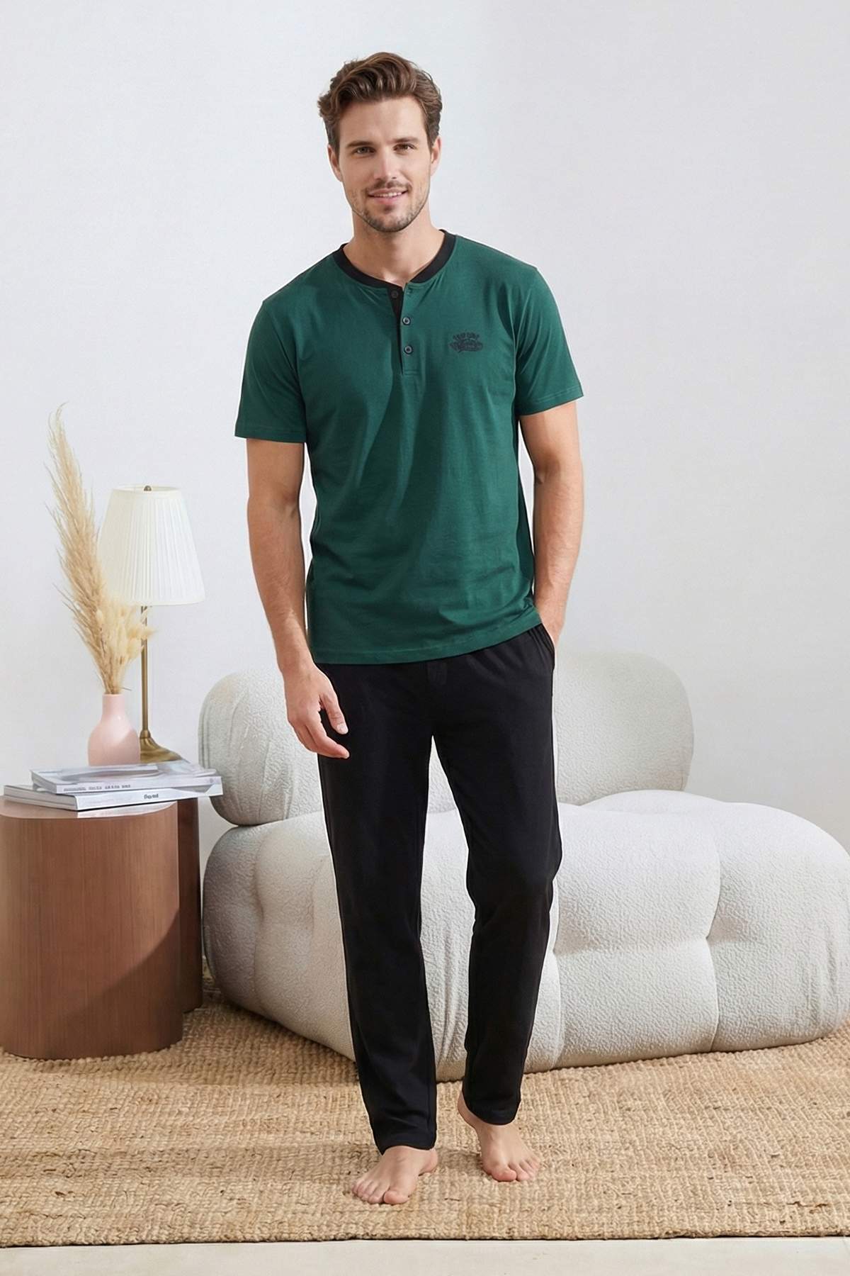 Trendyolmilla Man Yeşil Regular/Normal Kesim Düğmeli Yaka Nakış Detaylı Pamuklu Pijama Takımı TMNSS26PT00046