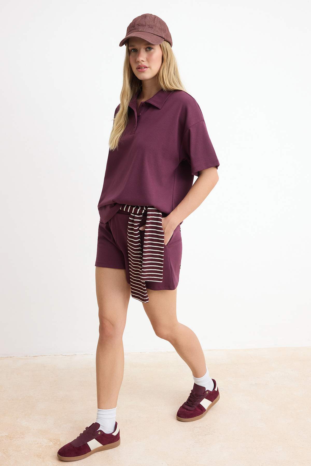 Trendyolmilla  Mürdüm Oversize Düşük Kol Kısa Kollu Pamuk Ribana Örme Alt-Üst Takım TWOSS26AU00121 - Görsel 2