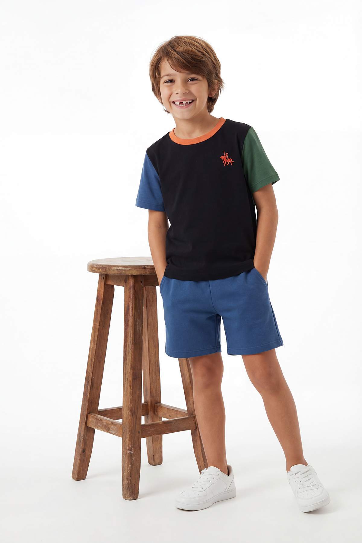TRENDYOLKIDS Black Boy's Plain Knitted Bottom - Top Set Tkdss26Au00039