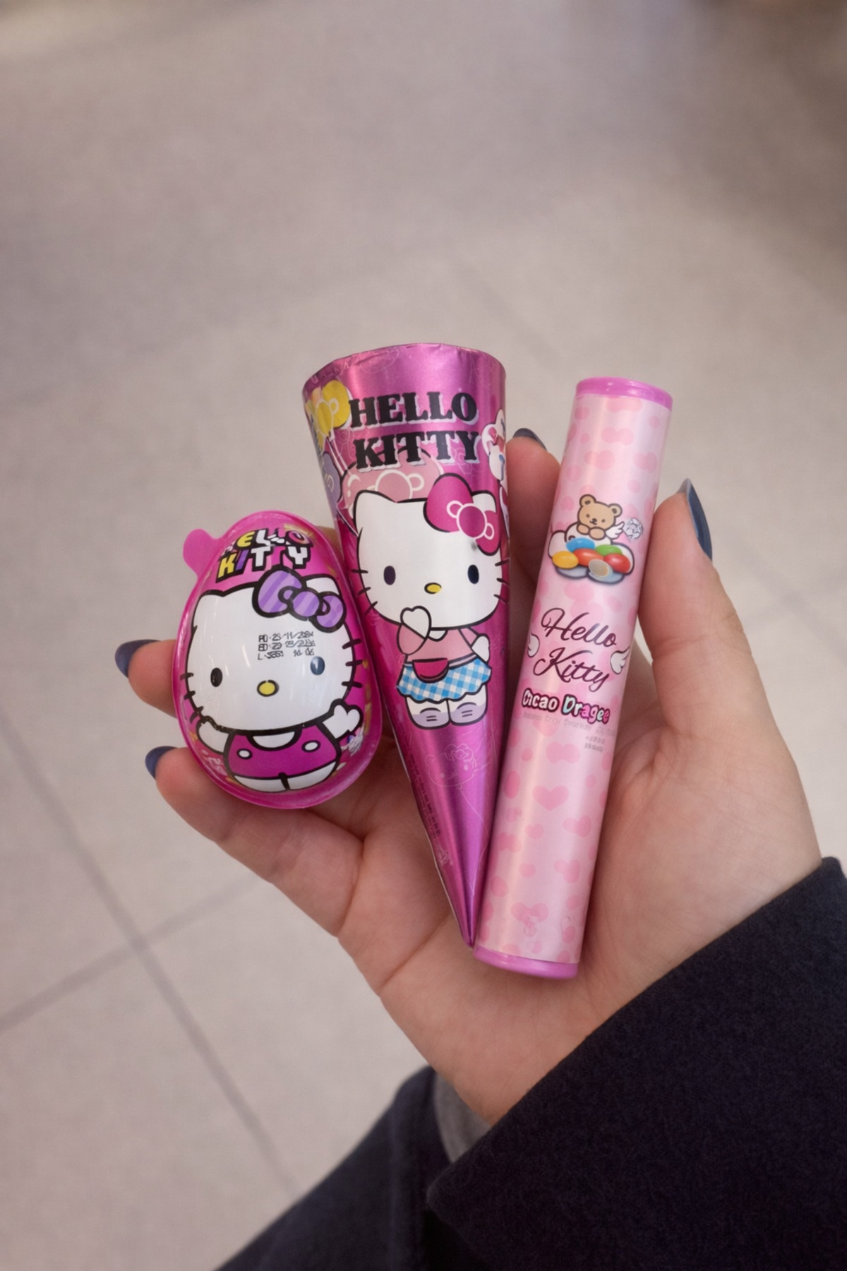 Hello Kitty 籐製ピクニックセット【非売品】 1_org_zoom.jpg