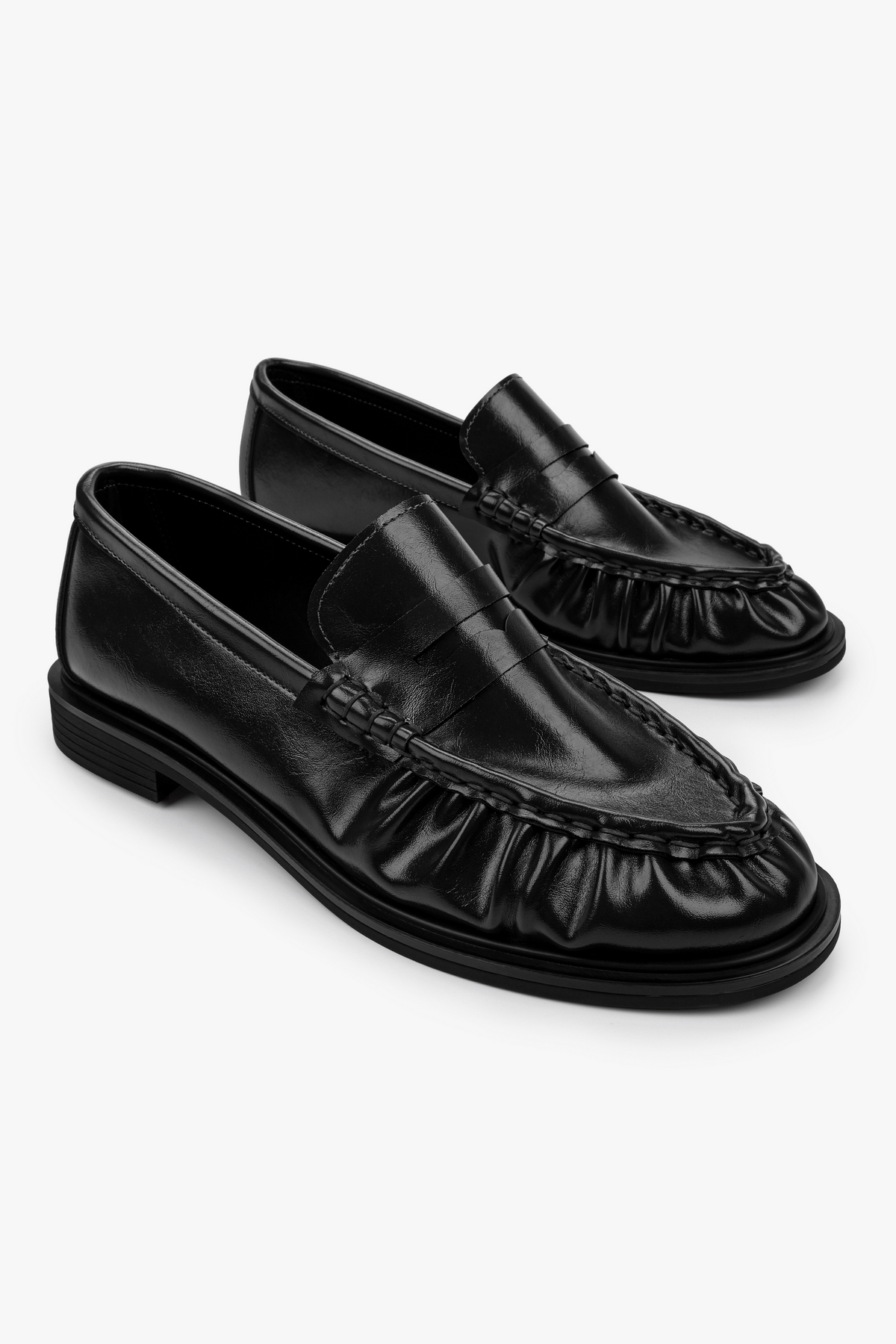 Shoeberry Kadın Rovel Siyah Cilt Büzgülü Yumuşak Makosen görsel 5