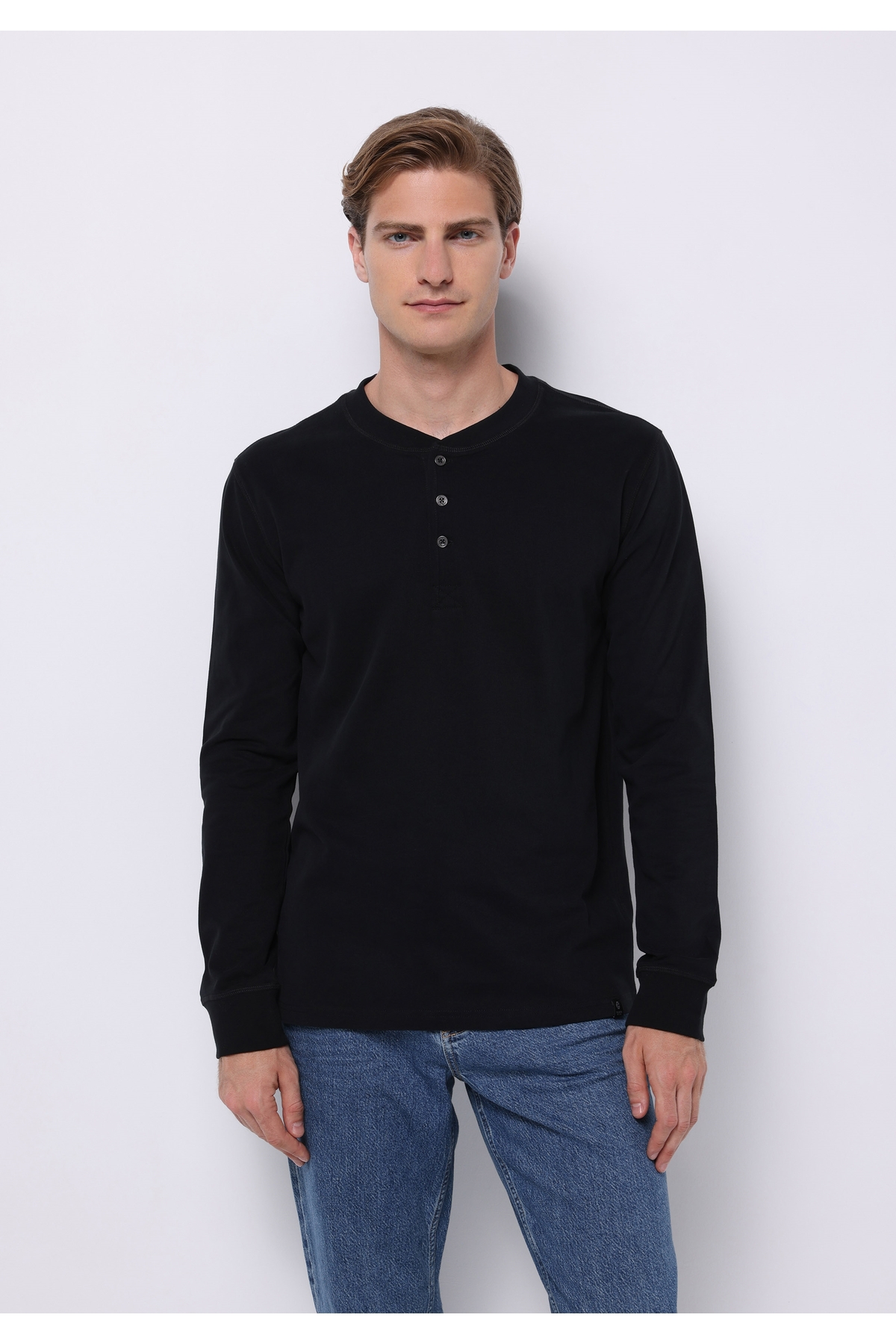 Slim Fit Düğmeli Yaka Düz Erkek Siyah Uzun Kol Tişört