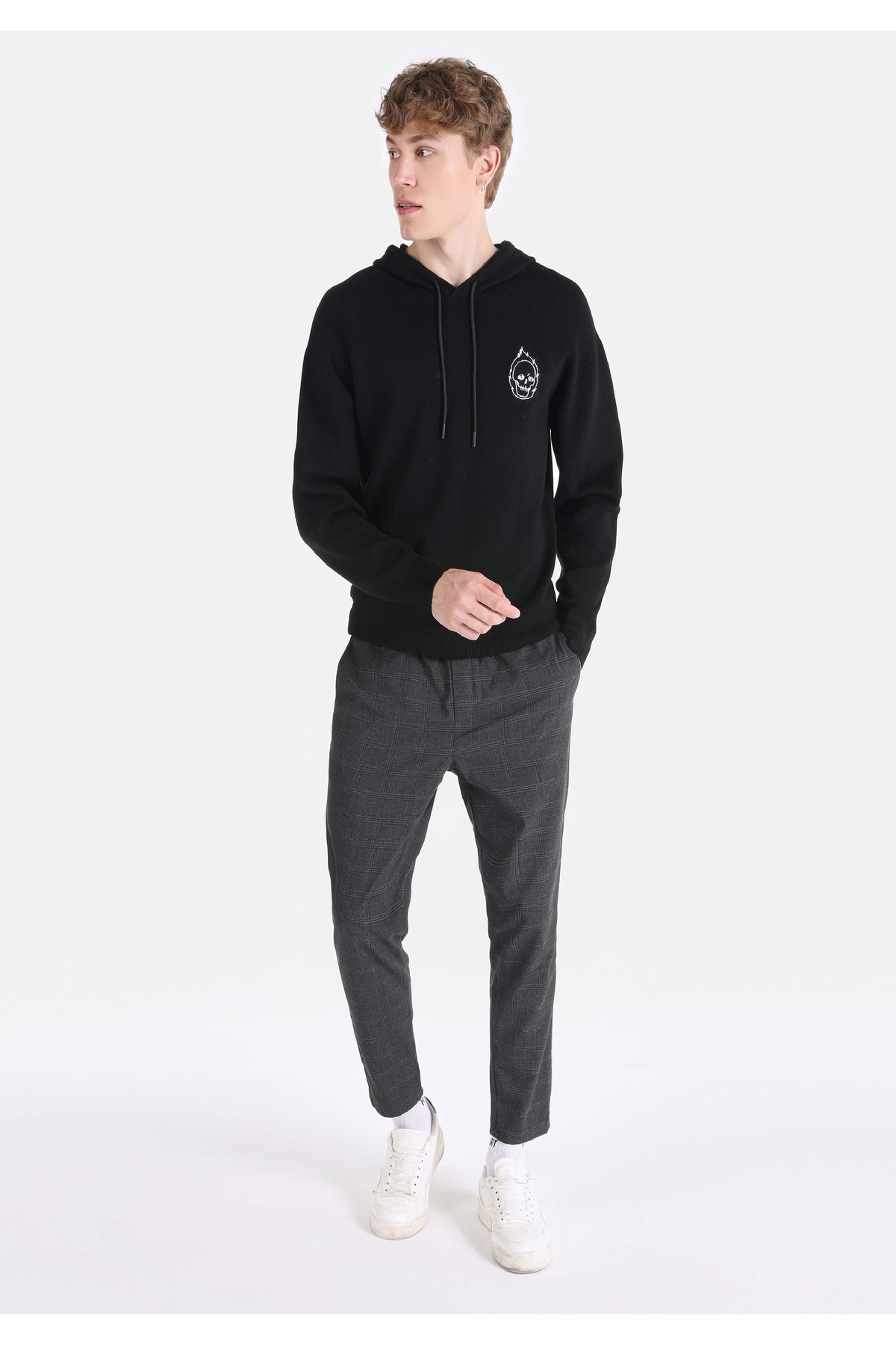 Regular Fit Baskılı Kapüşonlu Siyah Erkek Kazak — مشکی .CL1065585_Q1.V2_BLK — تصویر 3 از 4