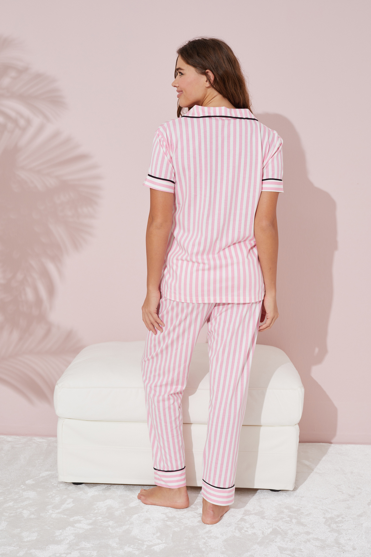 Siyah İnci Pembe Beyaz Çizgili Düğmeli Biyeli Örme Pijama Takım fotoğrafı 4 (önizleme)