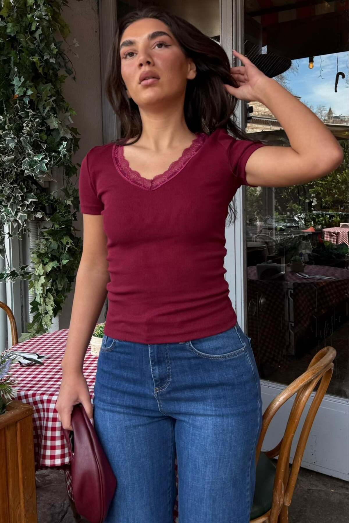 Madmext Bordo V Yaka Dantelli Slim Fit Kadın Tişört MG2683 görsel 7