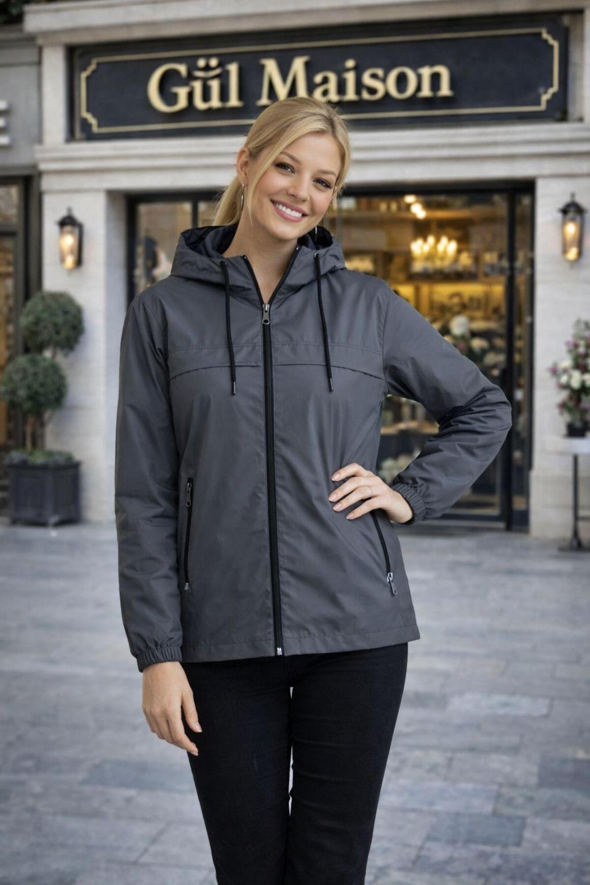 Gül Maison Kadın Su Geçirmez Oversize Yağmurluk Kapüşonlu Şık Tasarım