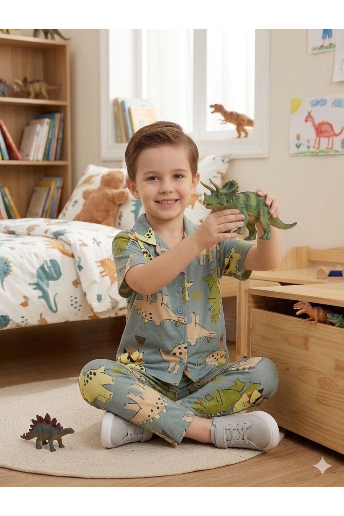 SERRASTIL Erkek Çocuk Dinazor Desenli Pamuklu Düğmeli Kısa Kollu Pijama Takımı fotoğrafı 3 (önizleme)