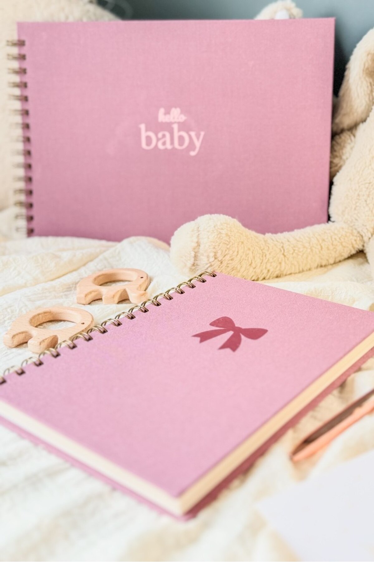 Martius Art Bebek Anı Defteri ve Anne Hamile Günlüğü Seti / 0-3 Yaş Bebek Ajandası / Leylak Keten Yaldız Tasarım fotoğrafı 2 (önizleme)