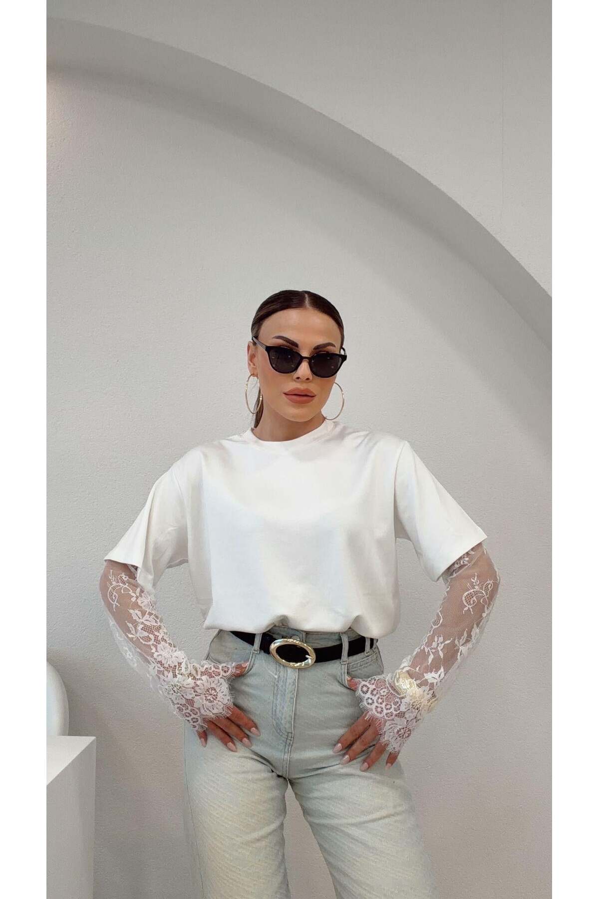 STA  Beyaz kolları dantel premium bluz