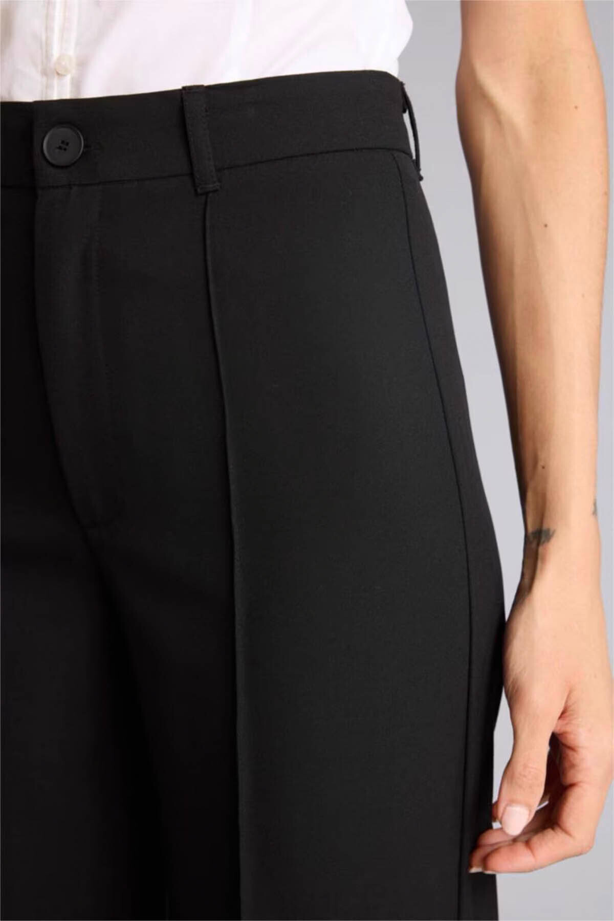 Defacto  Wıde Leg Normal Bel Düz Paça Pantolon H1921AX26SM - Görsel 4