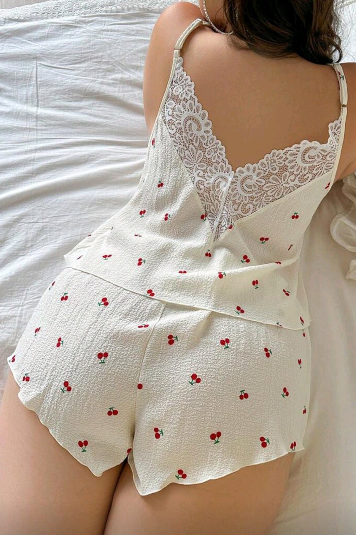 Wesby  Sırt Dantelli Büyük Beden Kiraz Desenli Pijama Takım - Görsel 4