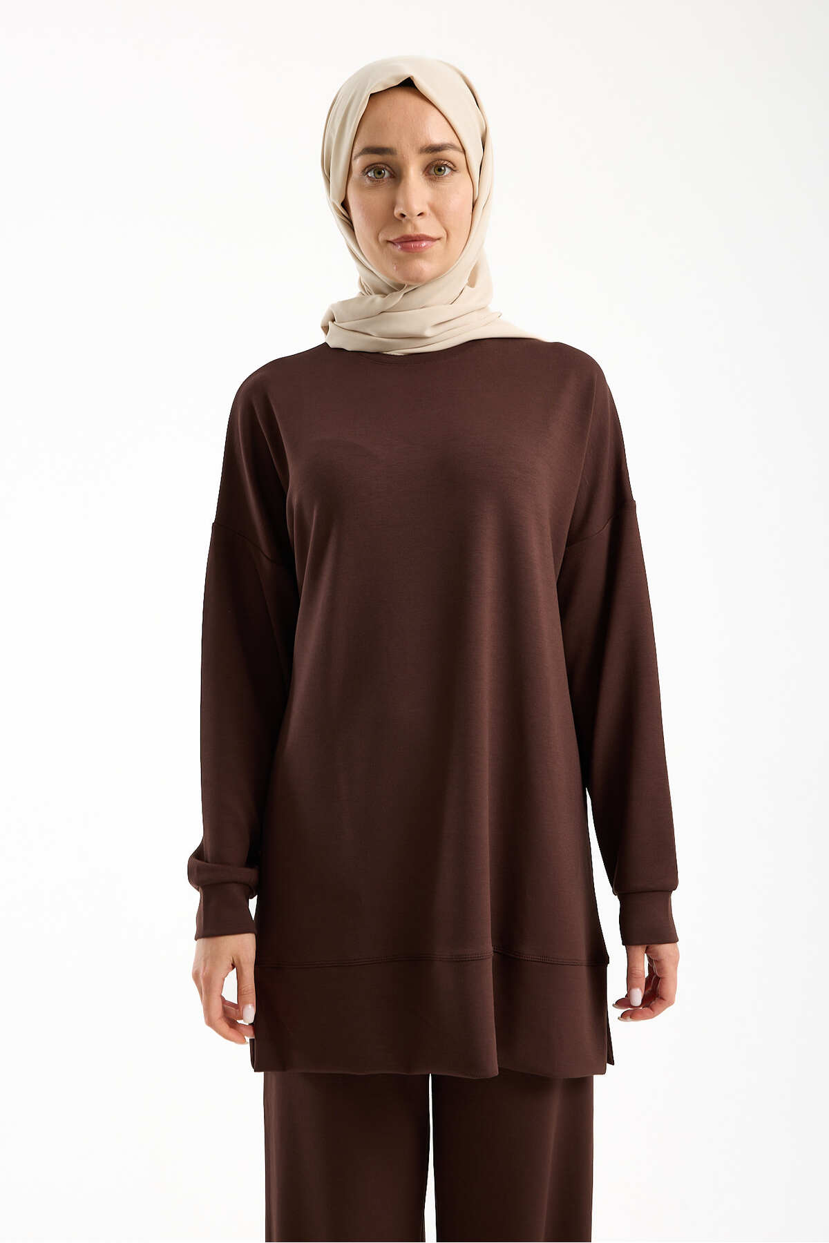 Kadın Premium Modal Kumaş Basic Tunik Takım – Rahat Kesim İkili Tesettür Takım - Kahverengi