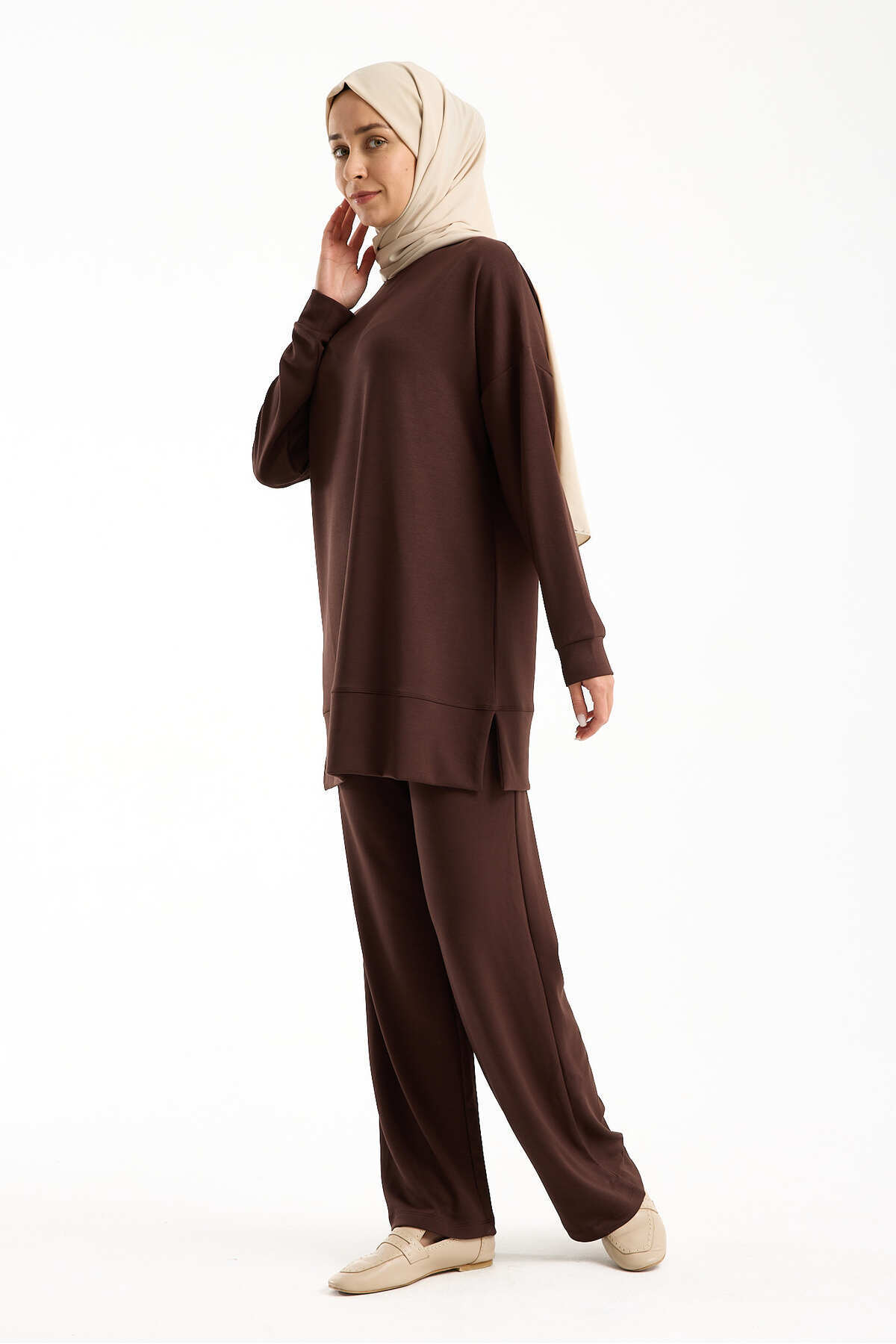 Kadın Premium Modal Kumaş Basic Tunik Takım – Rahat Kesim İkili Tesettür Takım - Kahverengi
