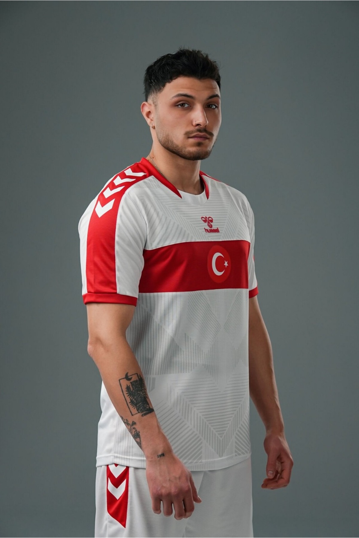 پیراهن تیم ملی ترکیه (فقط تاپ) هامل لباس فوتبال hummel