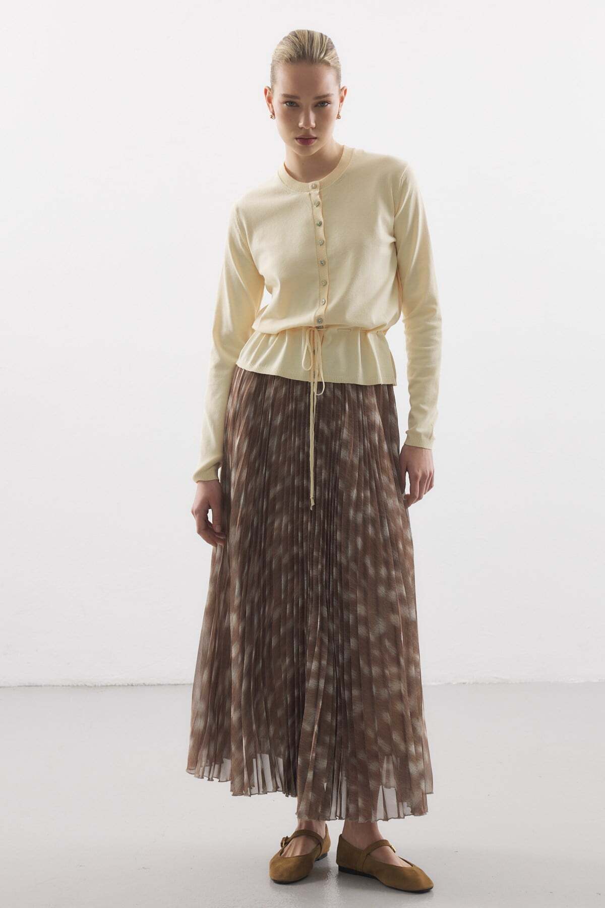 Zeyyen  BEL İPLİ MERSERİZE TRİKO HIRKA SARI - Görsel 3