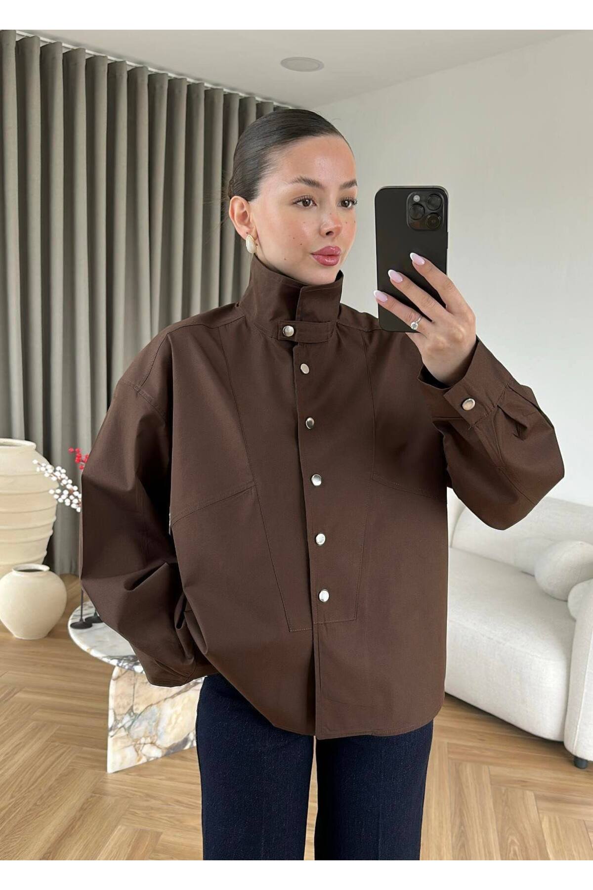 LOKADI  Dik Yaka Metal Düğmeli Oversize Poplin Ceket Gömlek