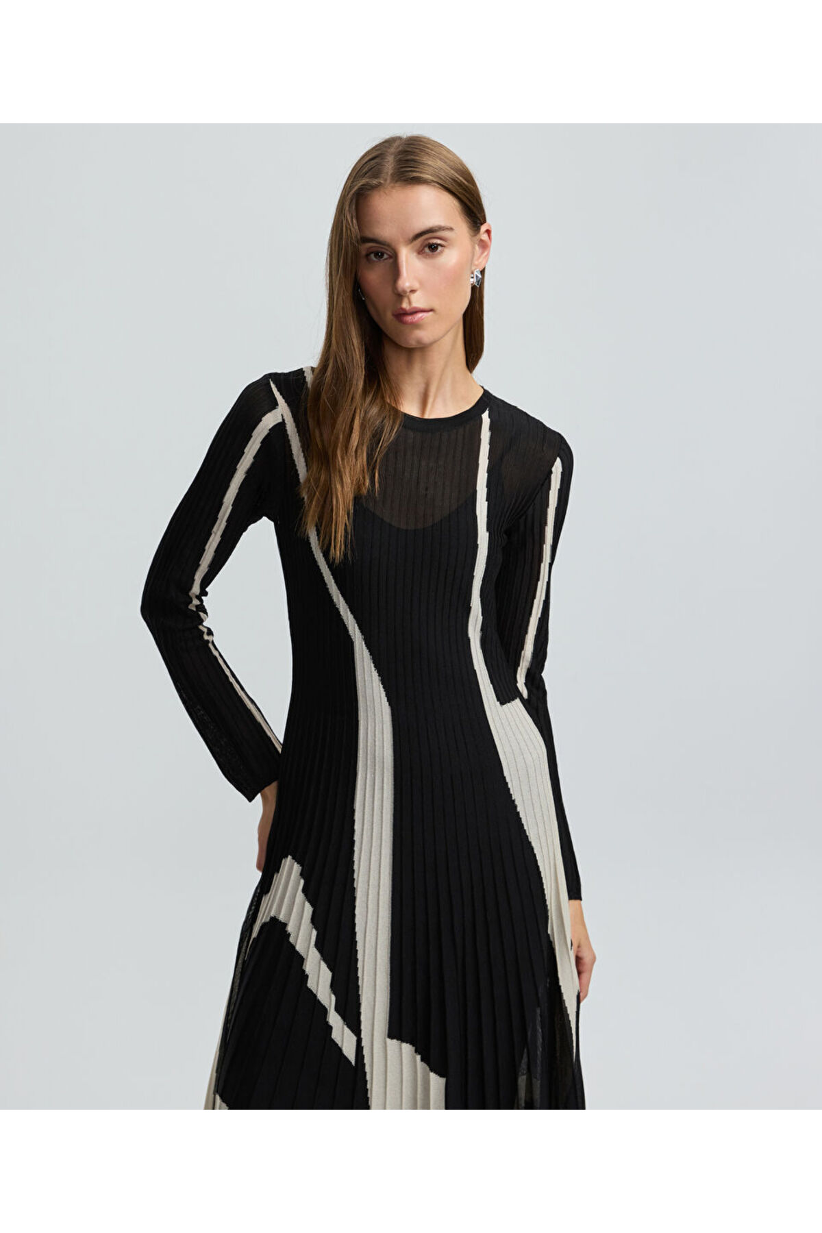 Ipekyol Women's Dresses | Feminine Elegance for Special Occasions - 2026 -  Page 2