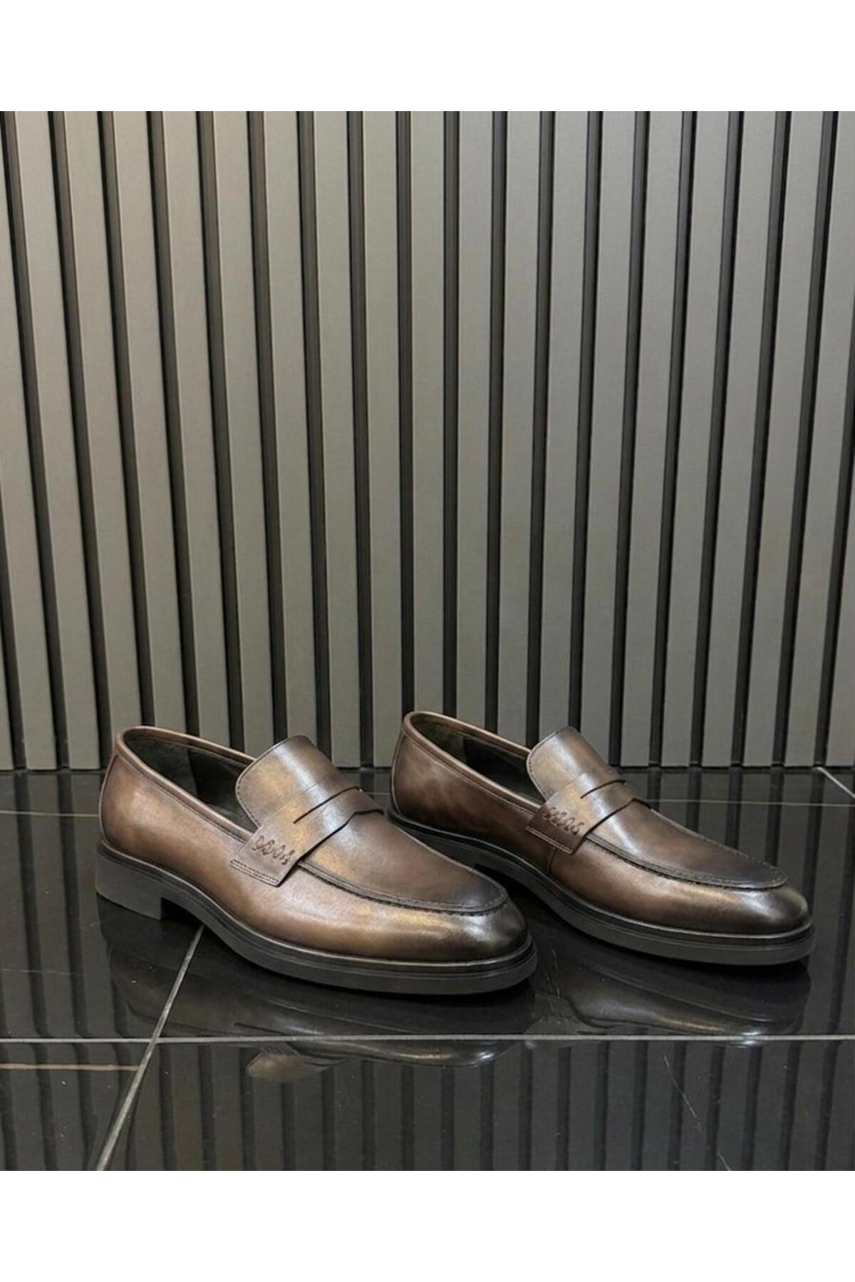 PİRLO  %100 DERİ,HAFİF VE KAYMAZ TABAN,UZUN SURELİ KULLANIM