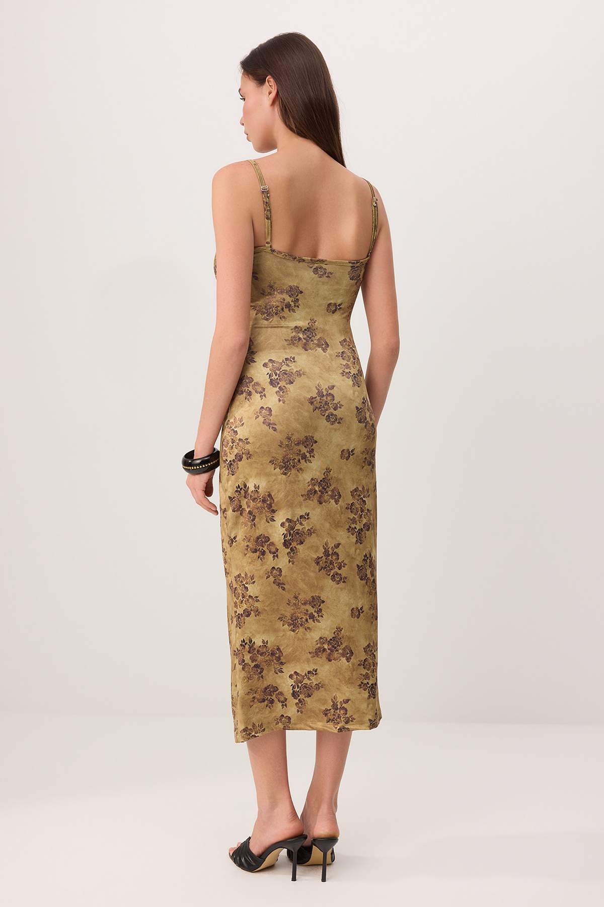 Trendyolmilla  Yeşil Çiçekli Bodycon Kare Yaka İnce Askılı Kolsuz Esnek Örme Elbise TWOSS26EL00573 - Görsel 4